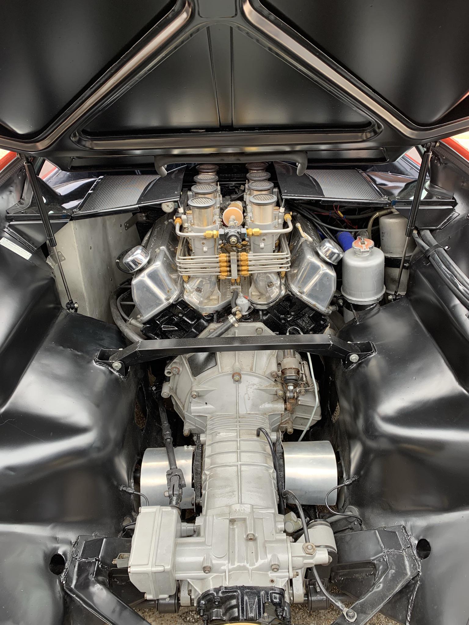 De Tomaso Pantera Engine