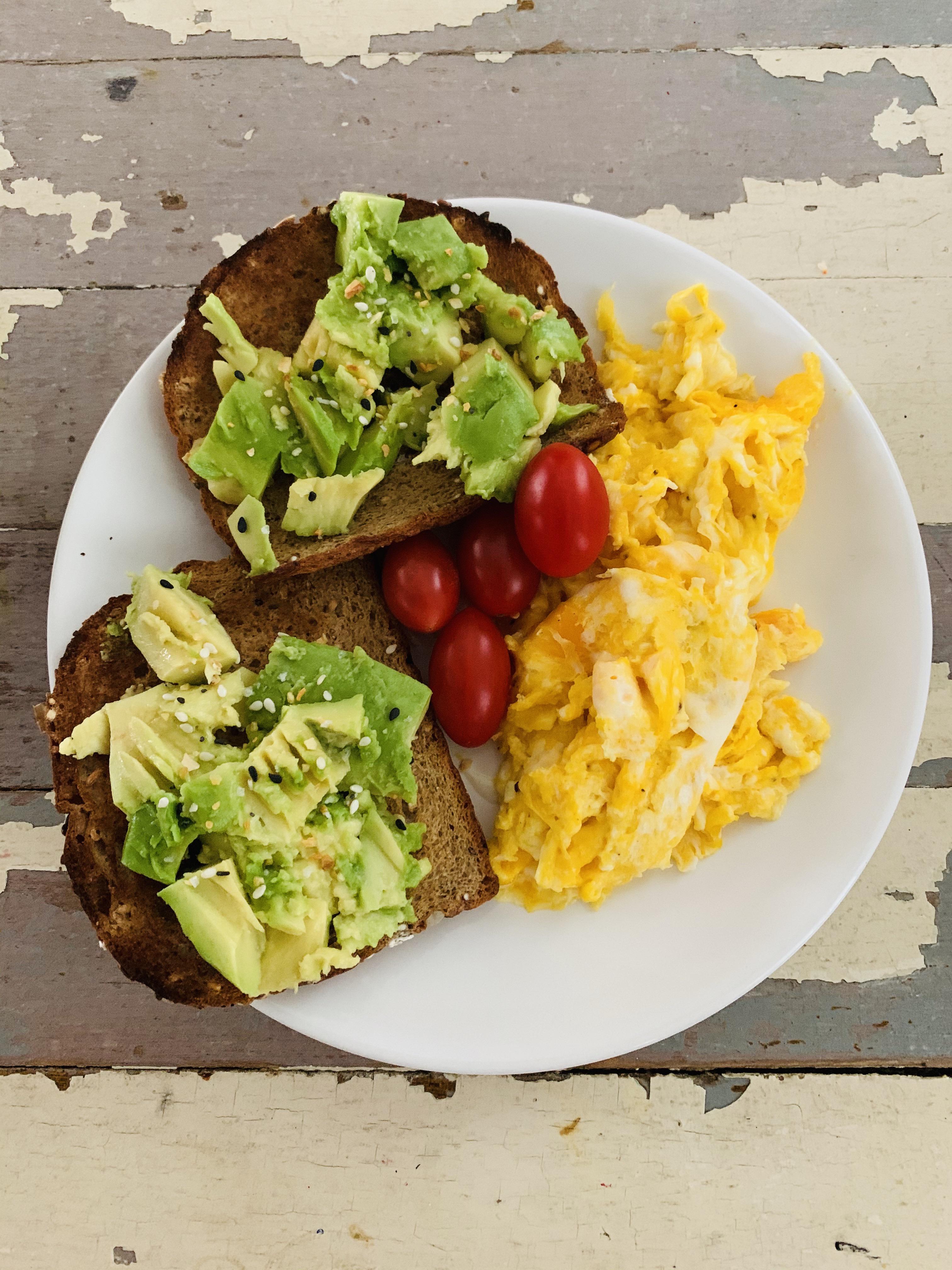 Breakfast scrambled eggs, 21 whole grain and seed toast with
