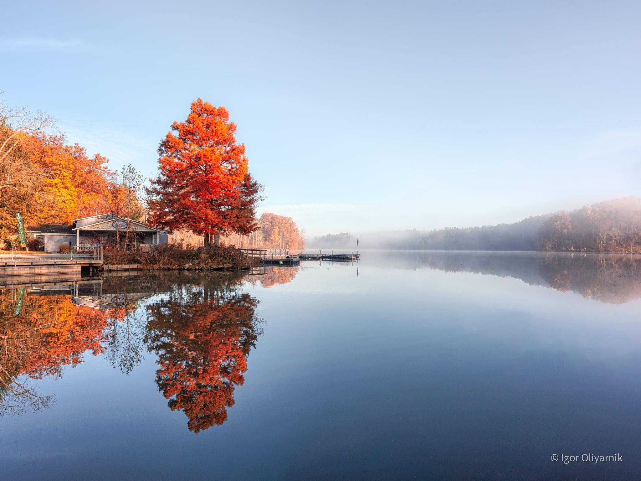 Early morning at Hinckley Lake. : r/Ohio