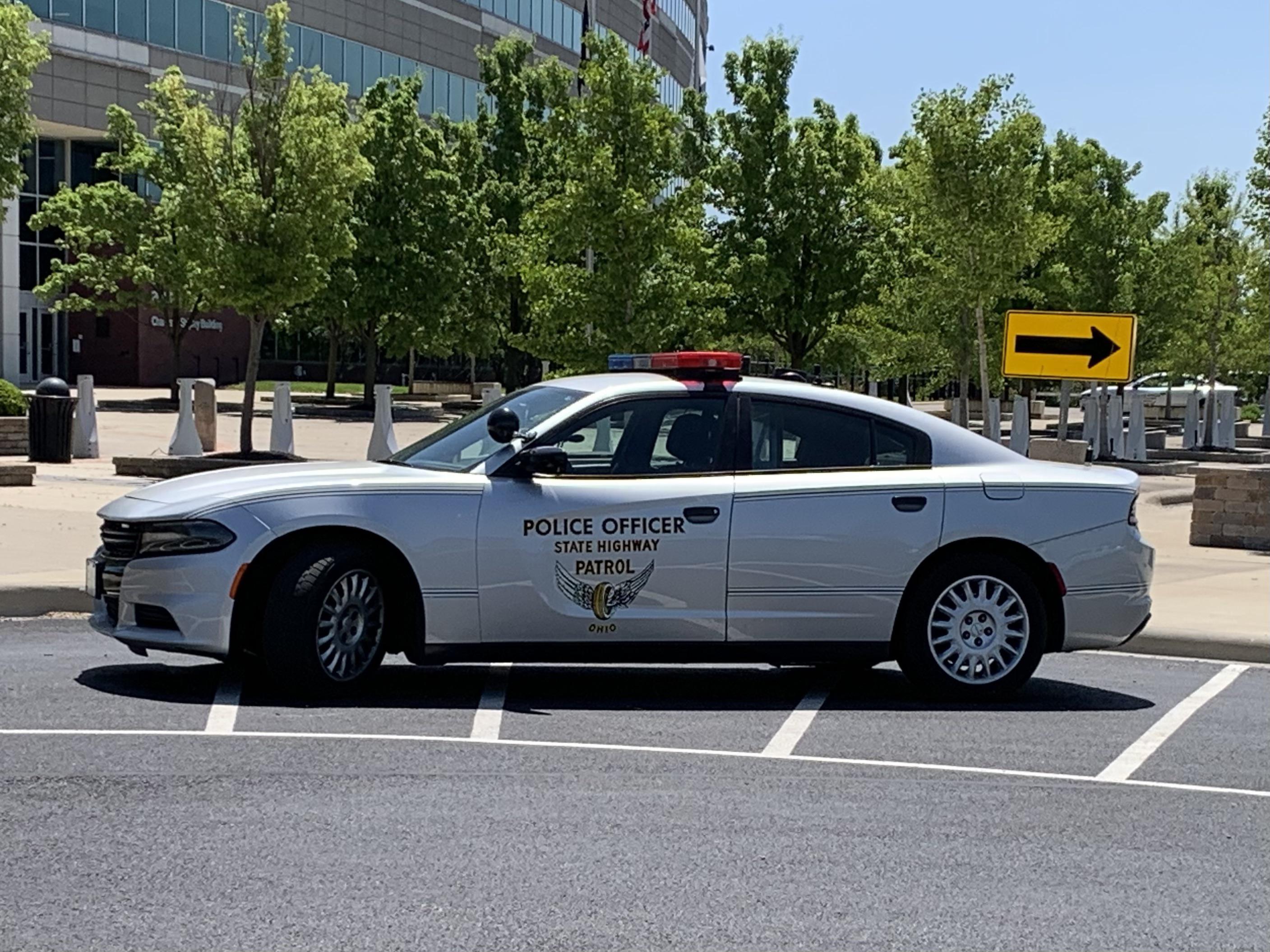 Ohio State Highway Patrol (Police Officer) Dodge Charger Pursuit r/PoliceVehicles