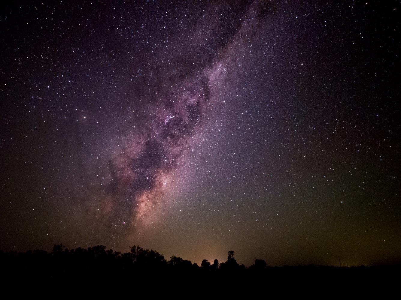 Milky Way rising s21 ultra 30 seconds tripod 3200 iso 👍👍 r/GalaxyS21