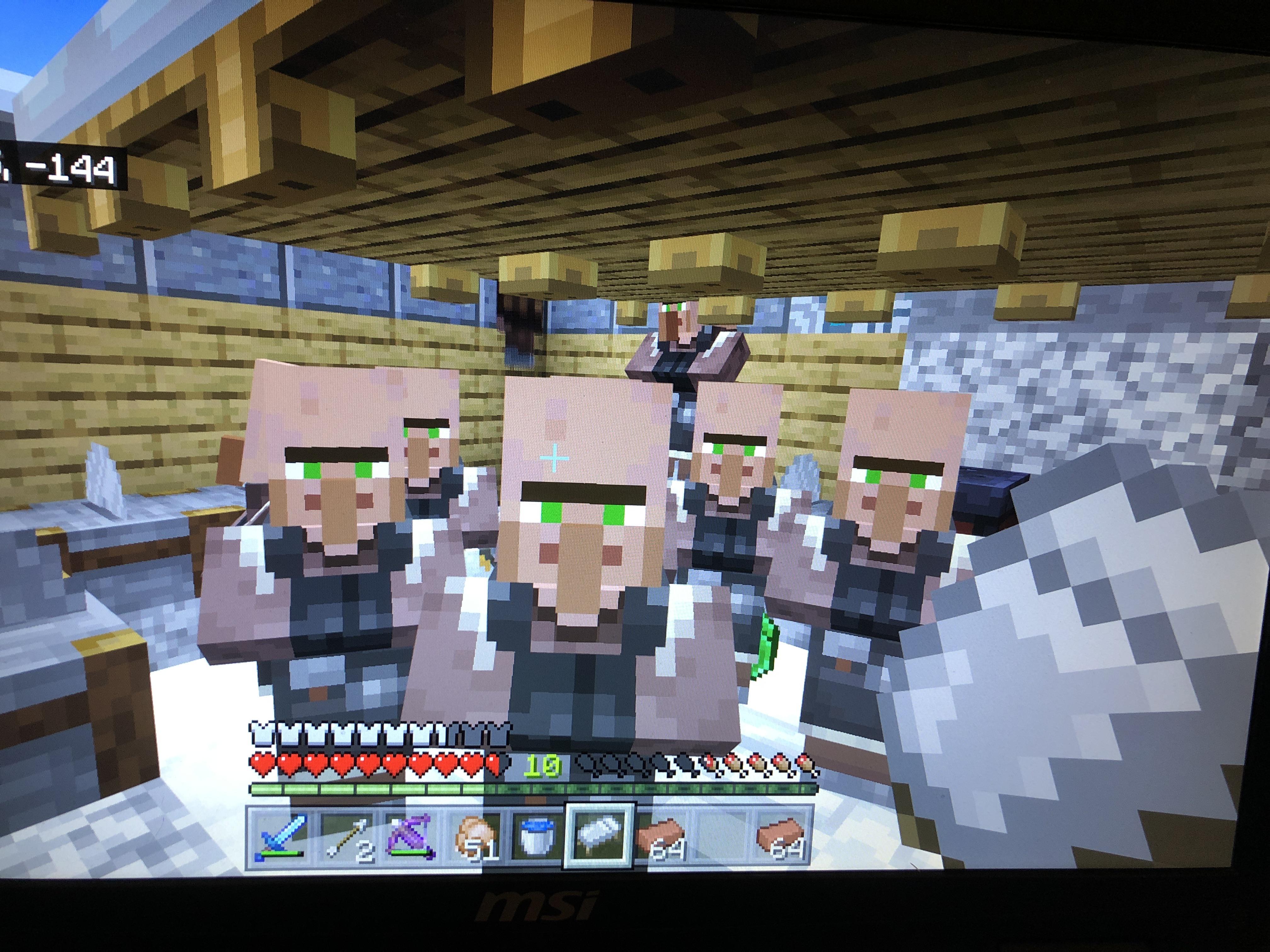 Does anyone know why my iron farm isn’t working? I have 10 villagers