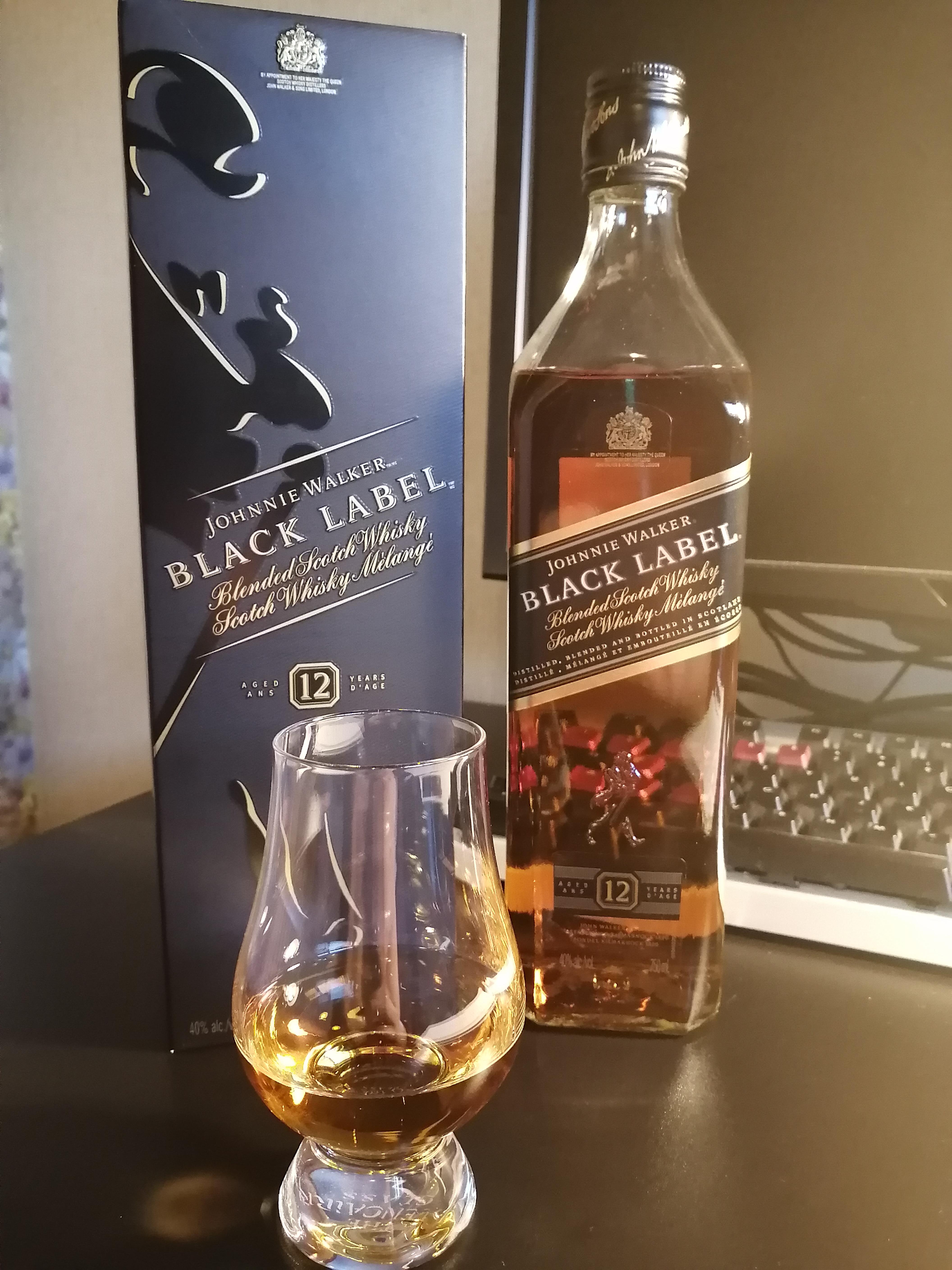 Review 6 Johnnie Walker Black Label r/Scotch