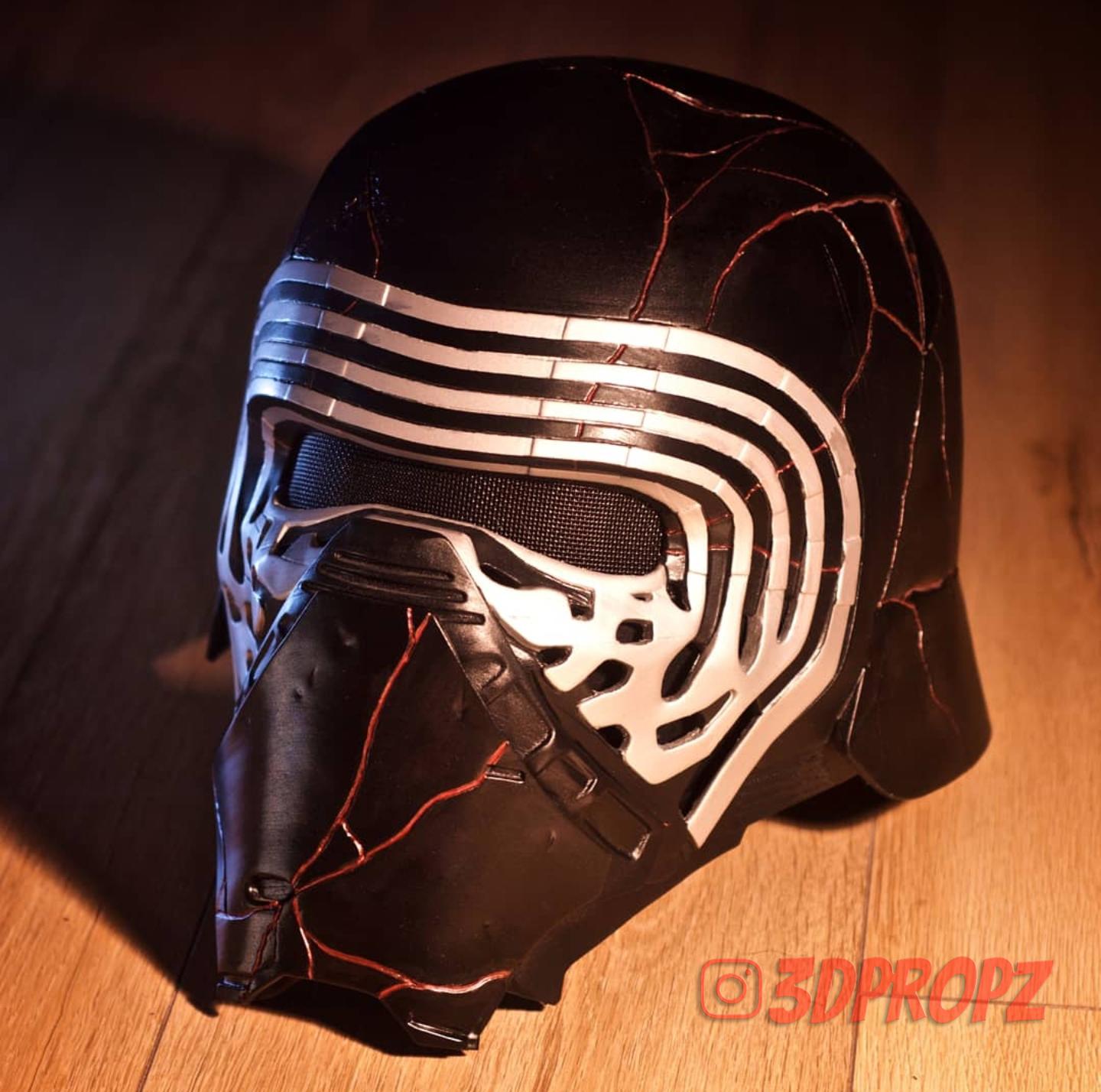 I 3D Printed Kylo Ren's Helmet from The Rise of Skywalker r/StarWars