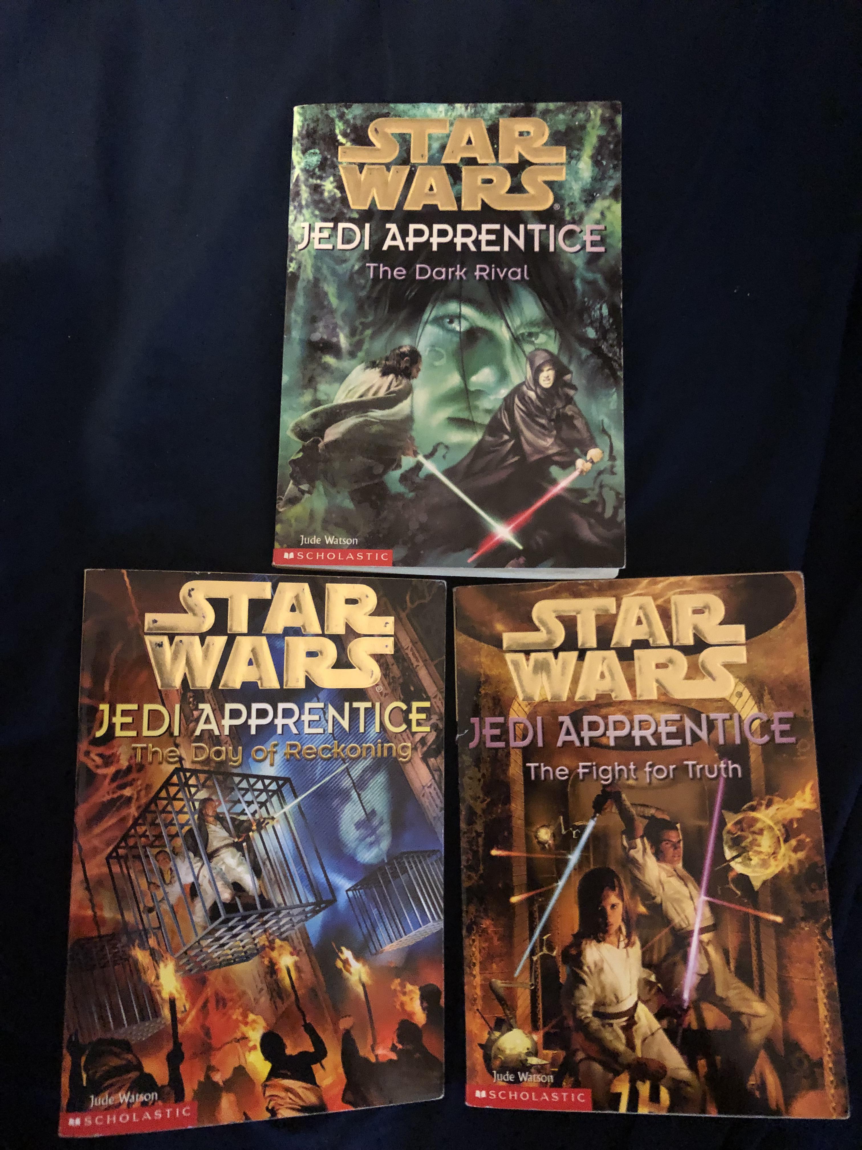 I found these in a bookstore in California. The Jedi Apprentice, Jedi