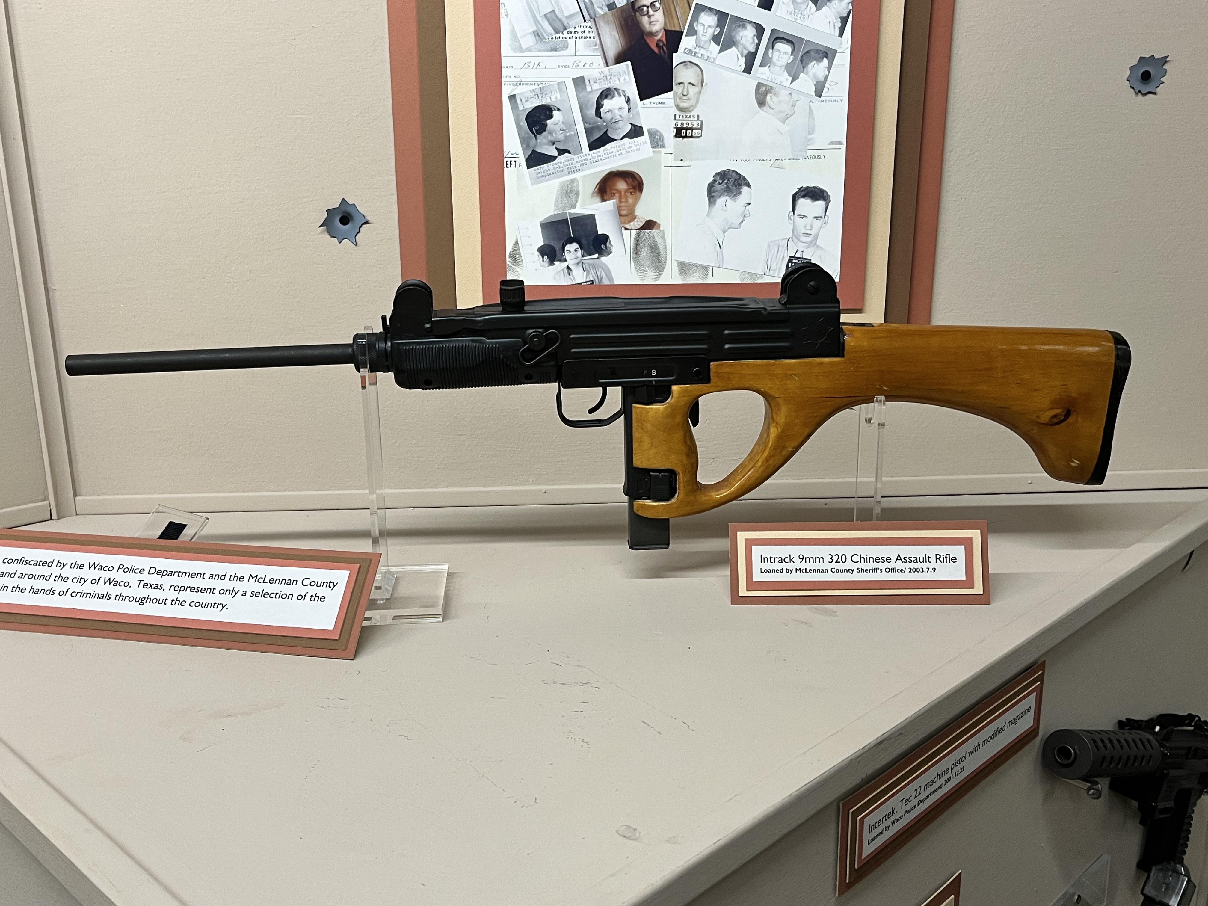 Chinese Uzi “Assault Rifle” guns