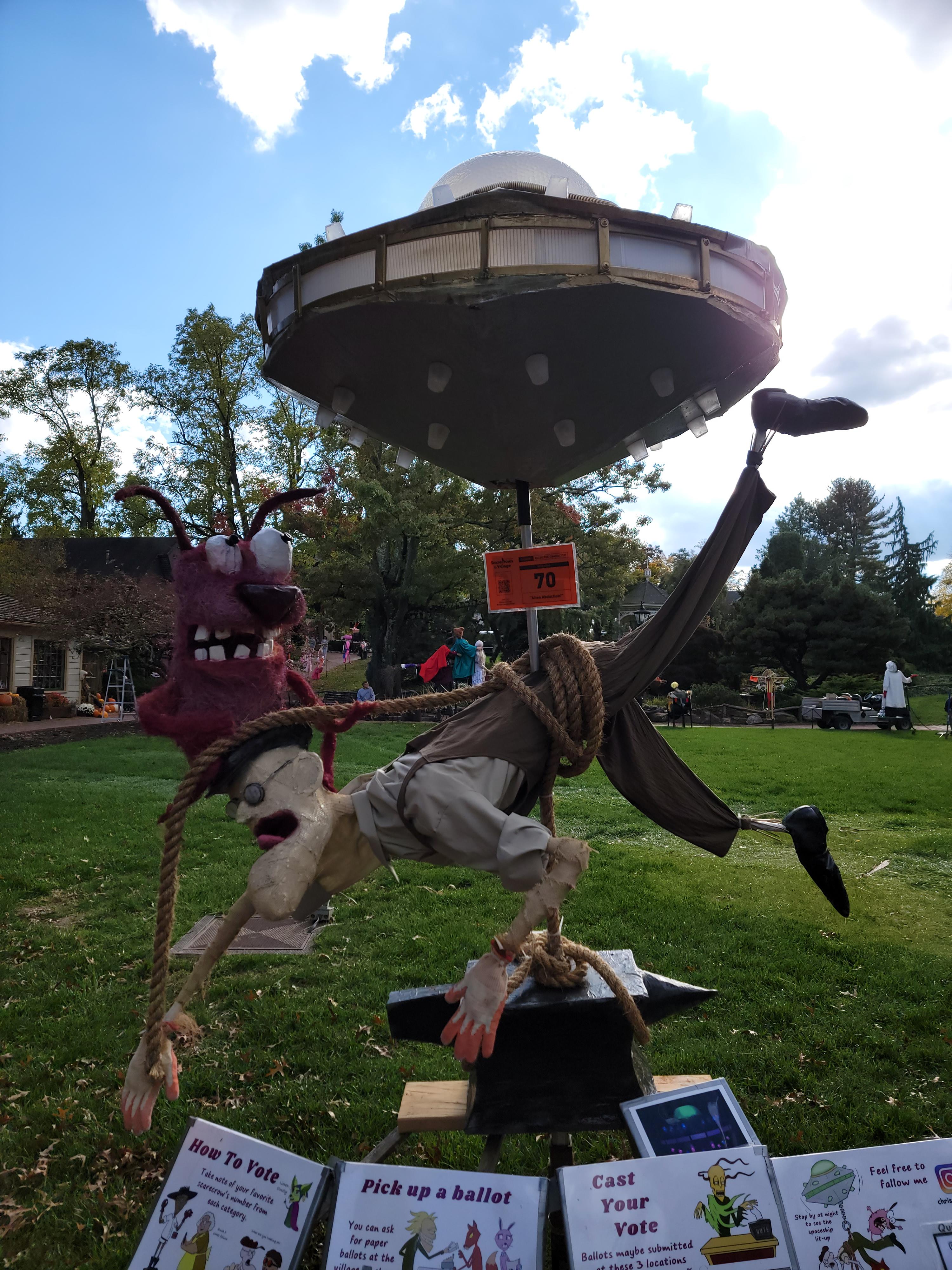 scarecrow contest near me! r/CourageTheCowardlyDog