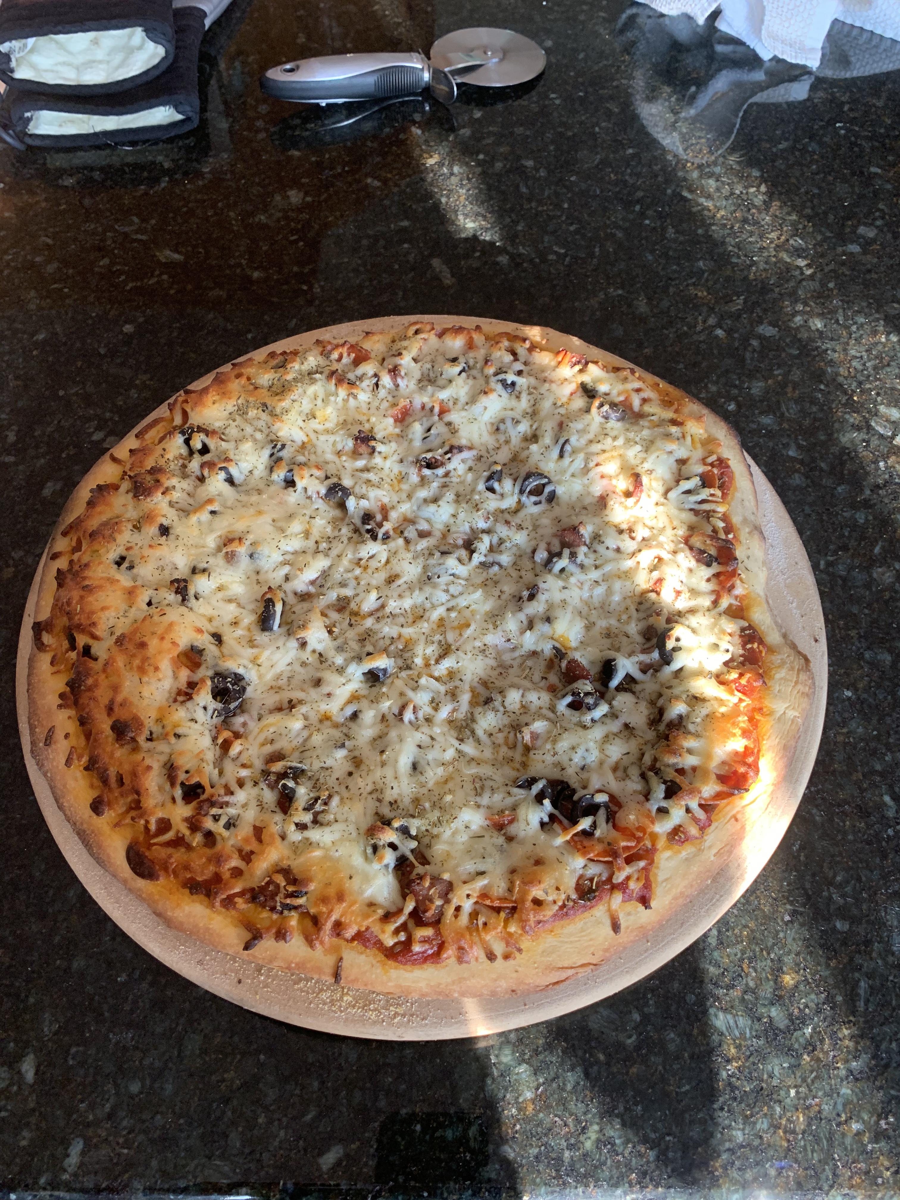 Smoked a Pepperoni/Italian Sausage Pizza last night on a Pro 780! Tremendous! r/Traeger