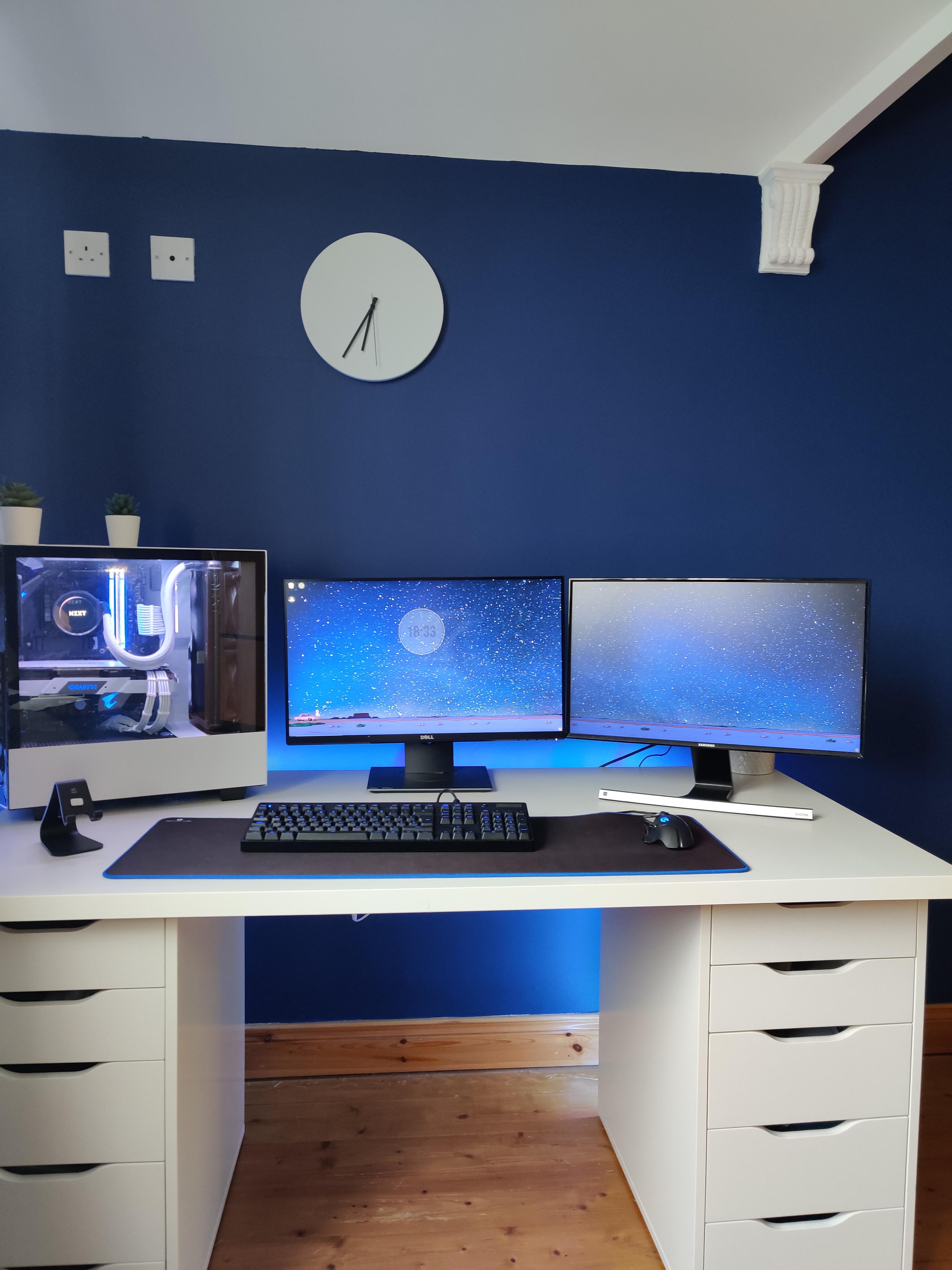 Wall Mount vs Desk Mount for this setup?? r/battlestations
