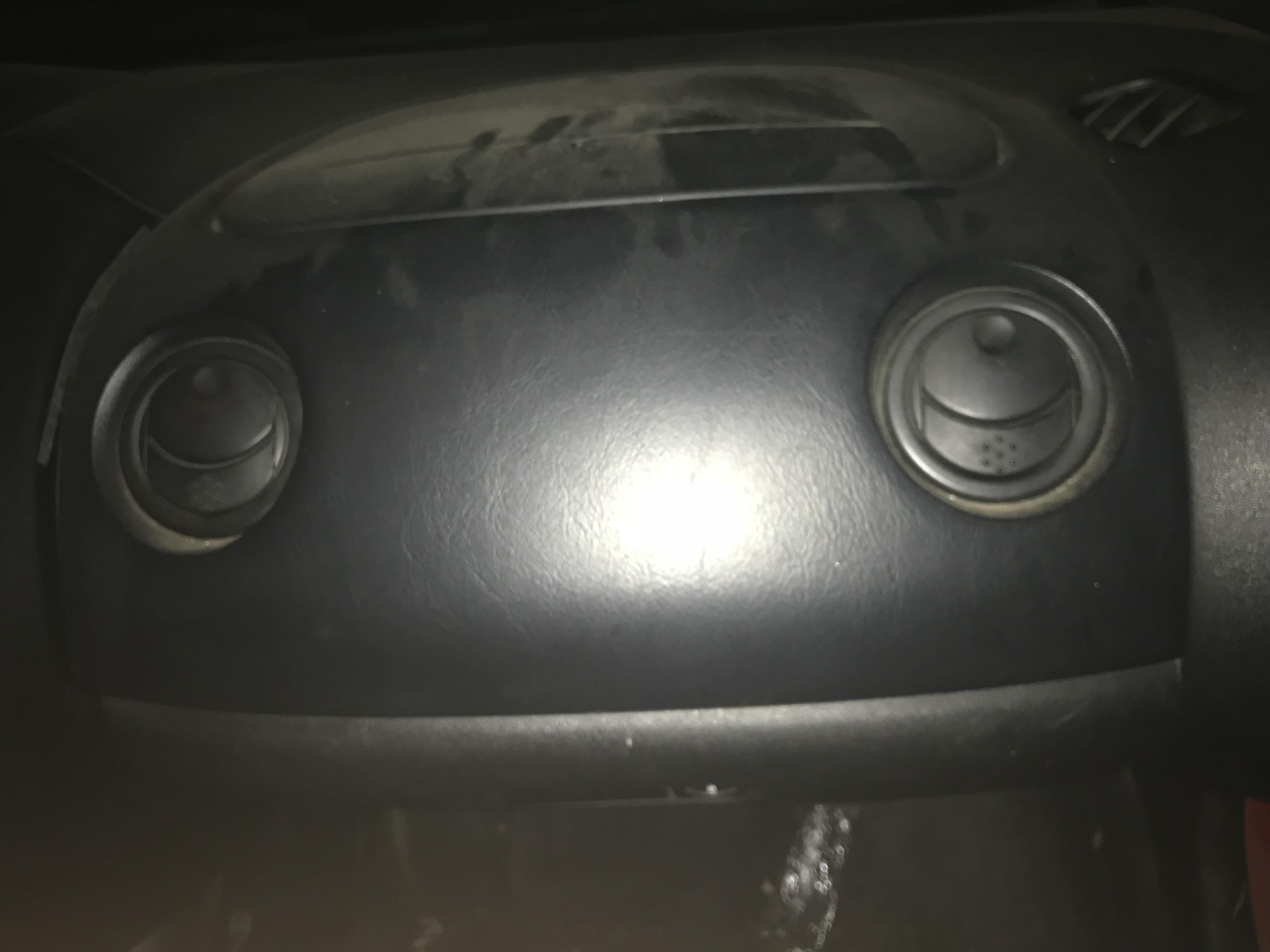 The glove box in this car : r/paredolia