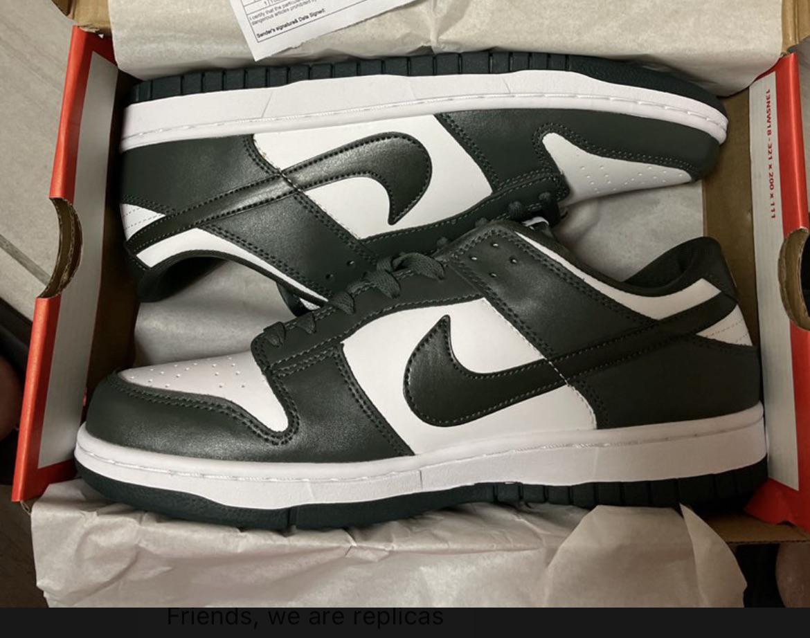 QC on these varsity green dunks? r/DHgate