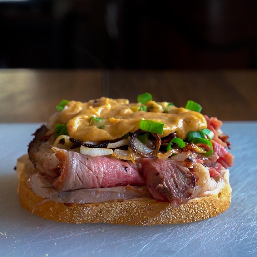 [I made] an awesome Rib Roast sandwich! r/FoodPorn