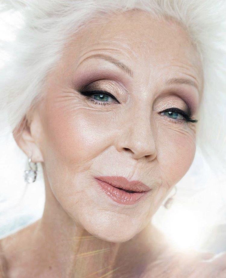 by jordanliberty never seen someone do an older woman’s face THIS