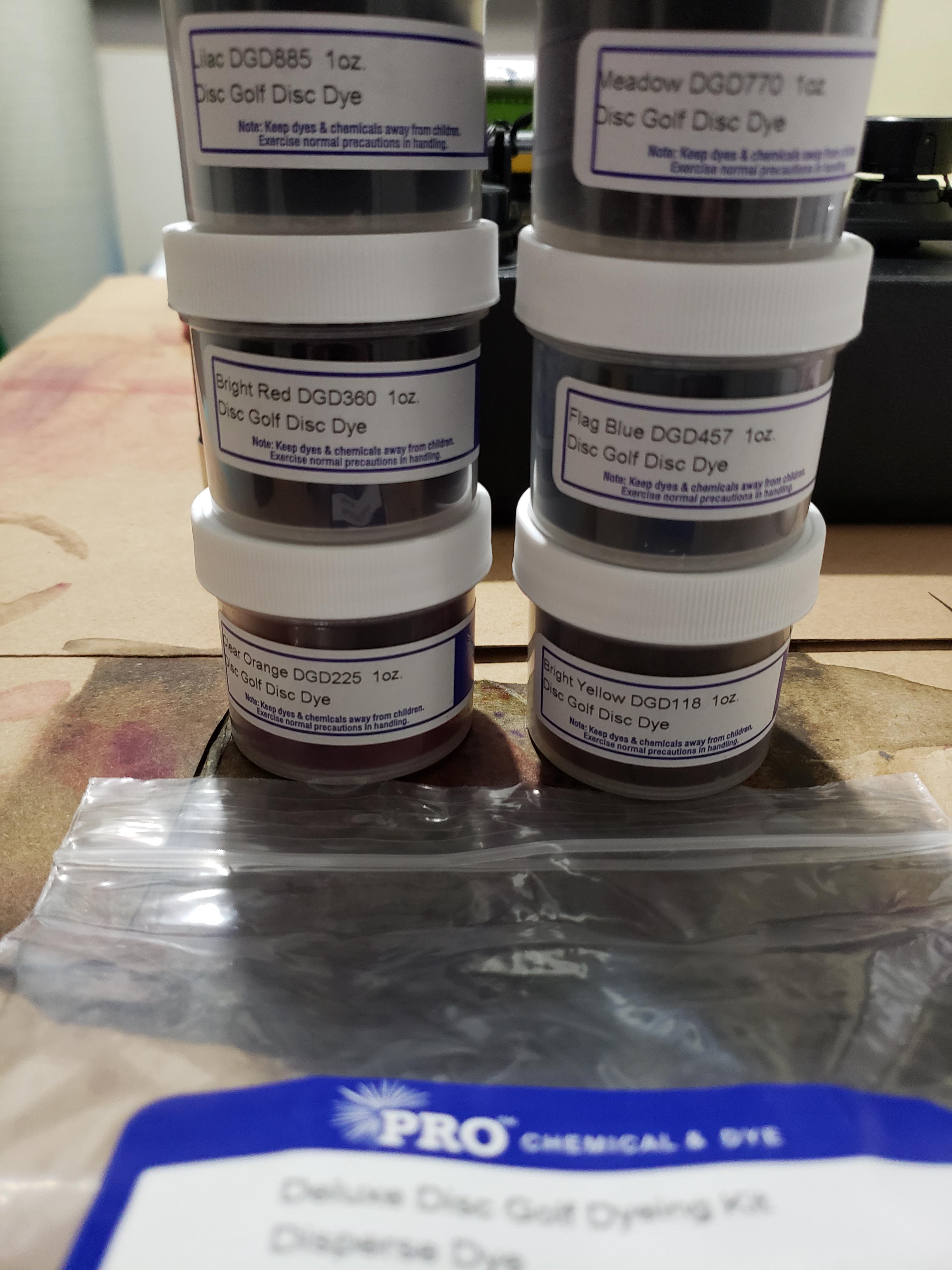 Pro chem deluxe dye kit. People were wondering what it looks like and