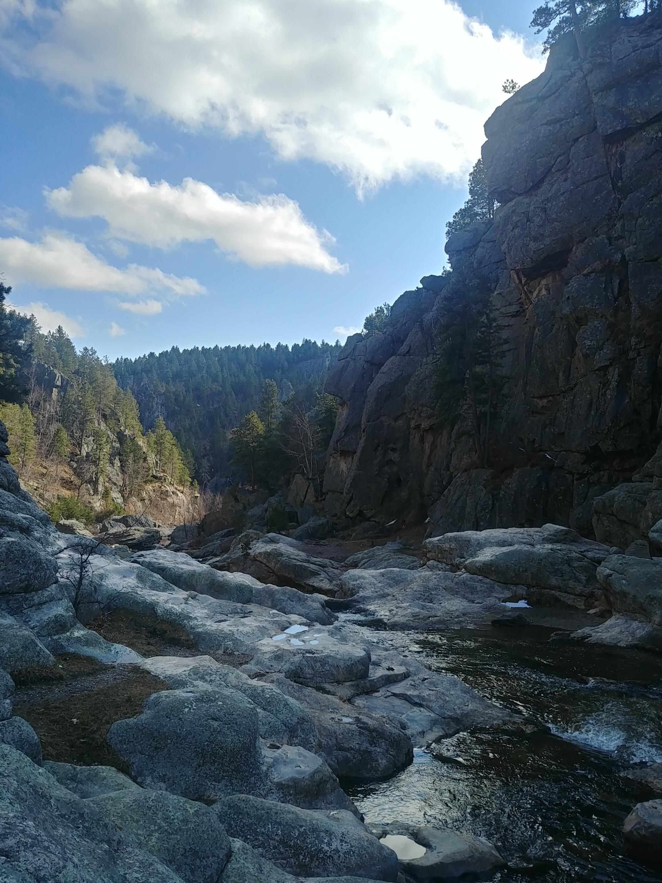 Hippie Hole, South Dakota [OC] [2880x2160] r/EarthPorn