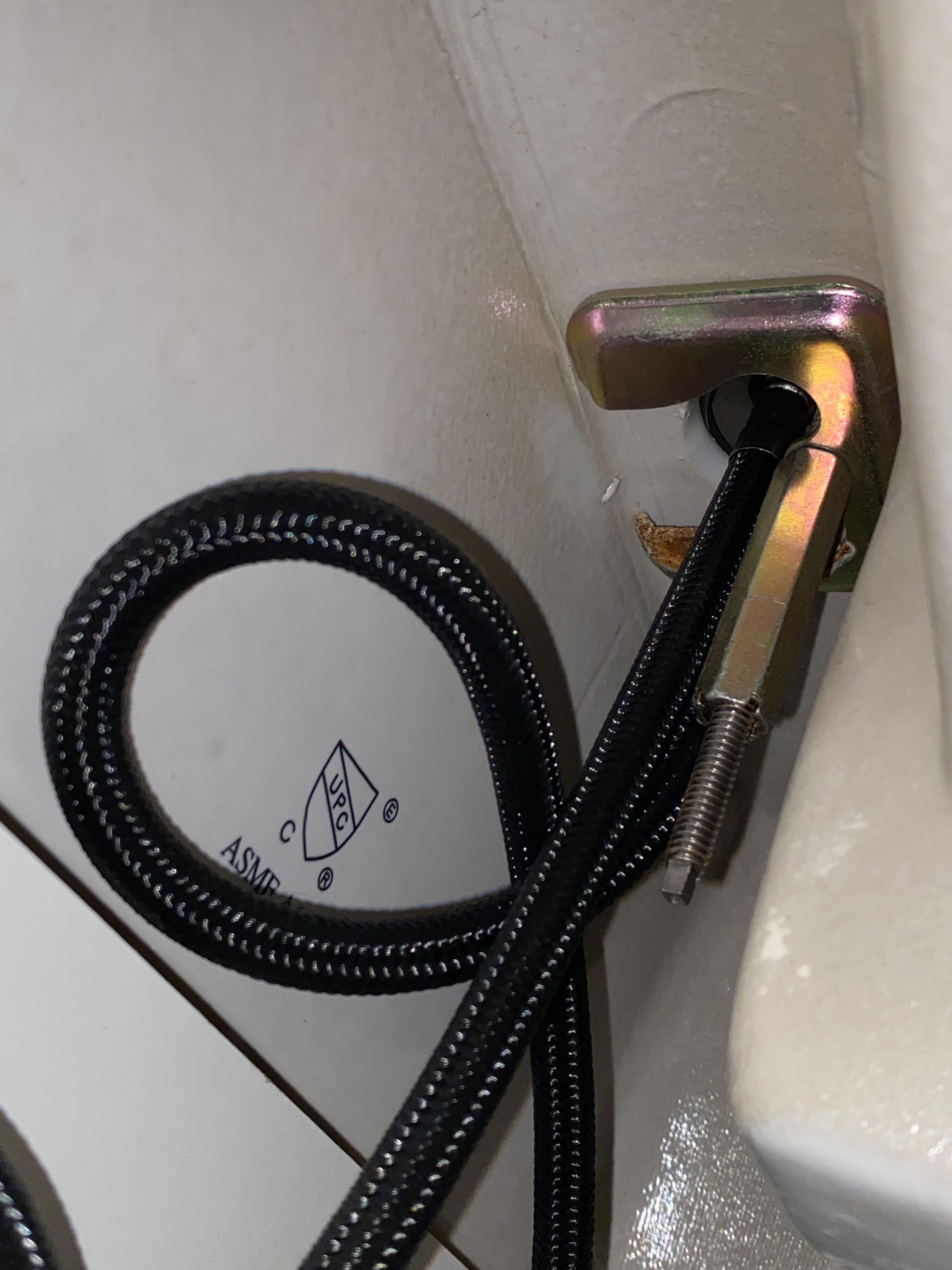 How do you tighten this bolt? r/Plumbing