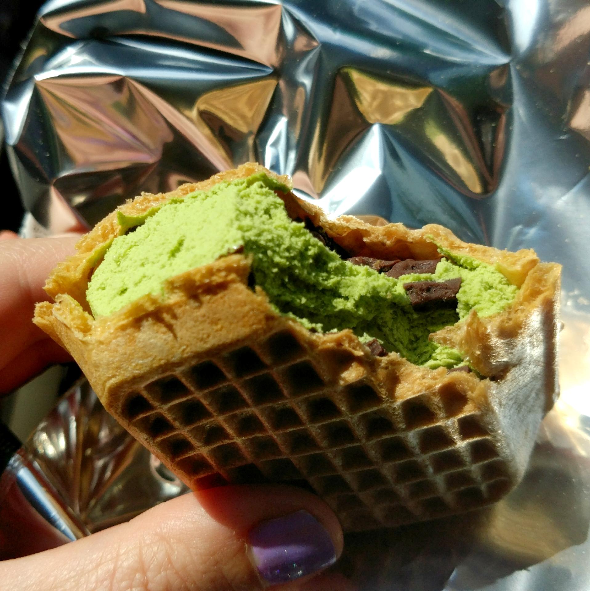 [I Ate] Japanese Green Tea Ice Cream Waffle Cone Sandwich r/food