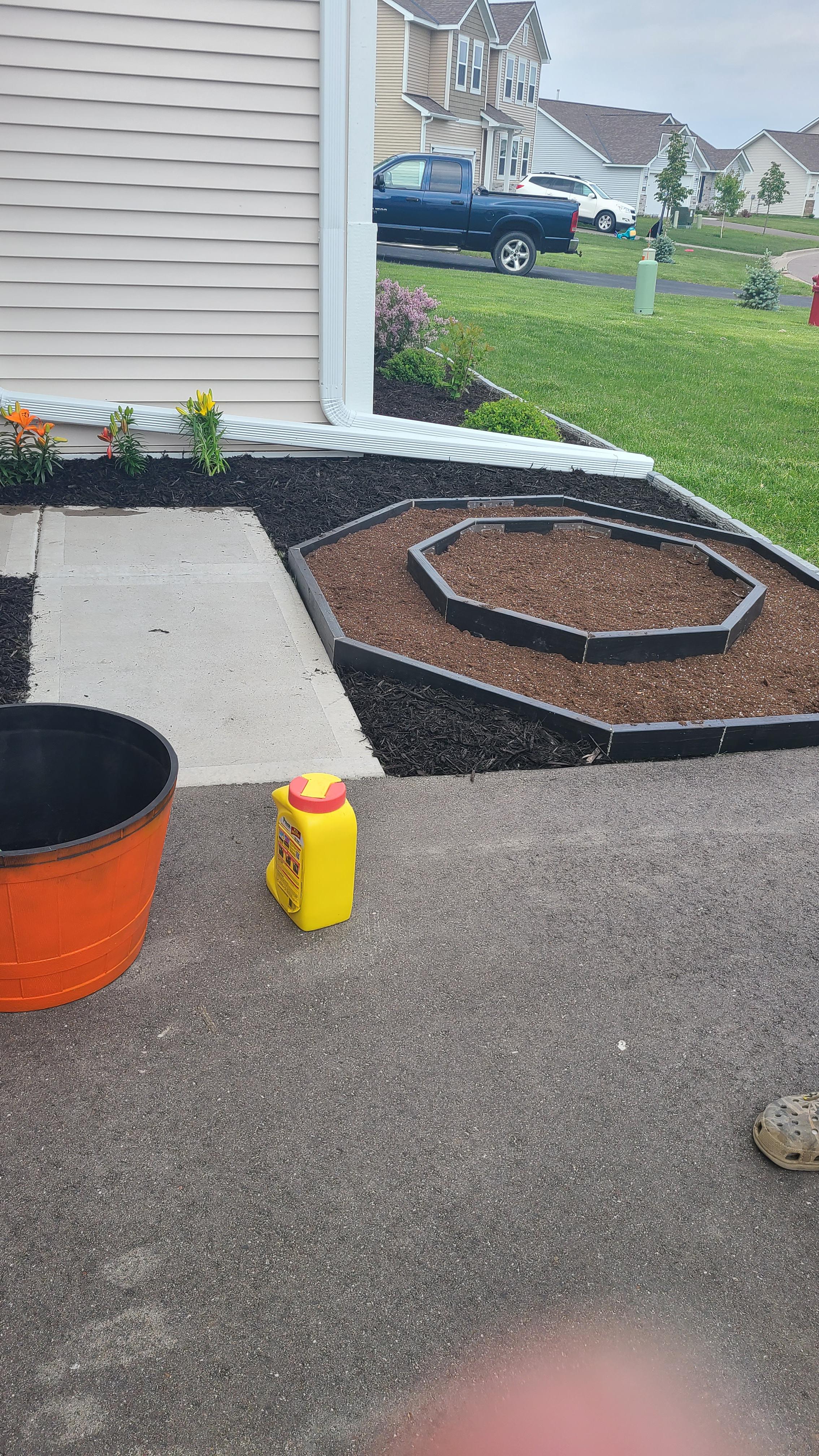 Made an octagonal raised bed. r/gardening