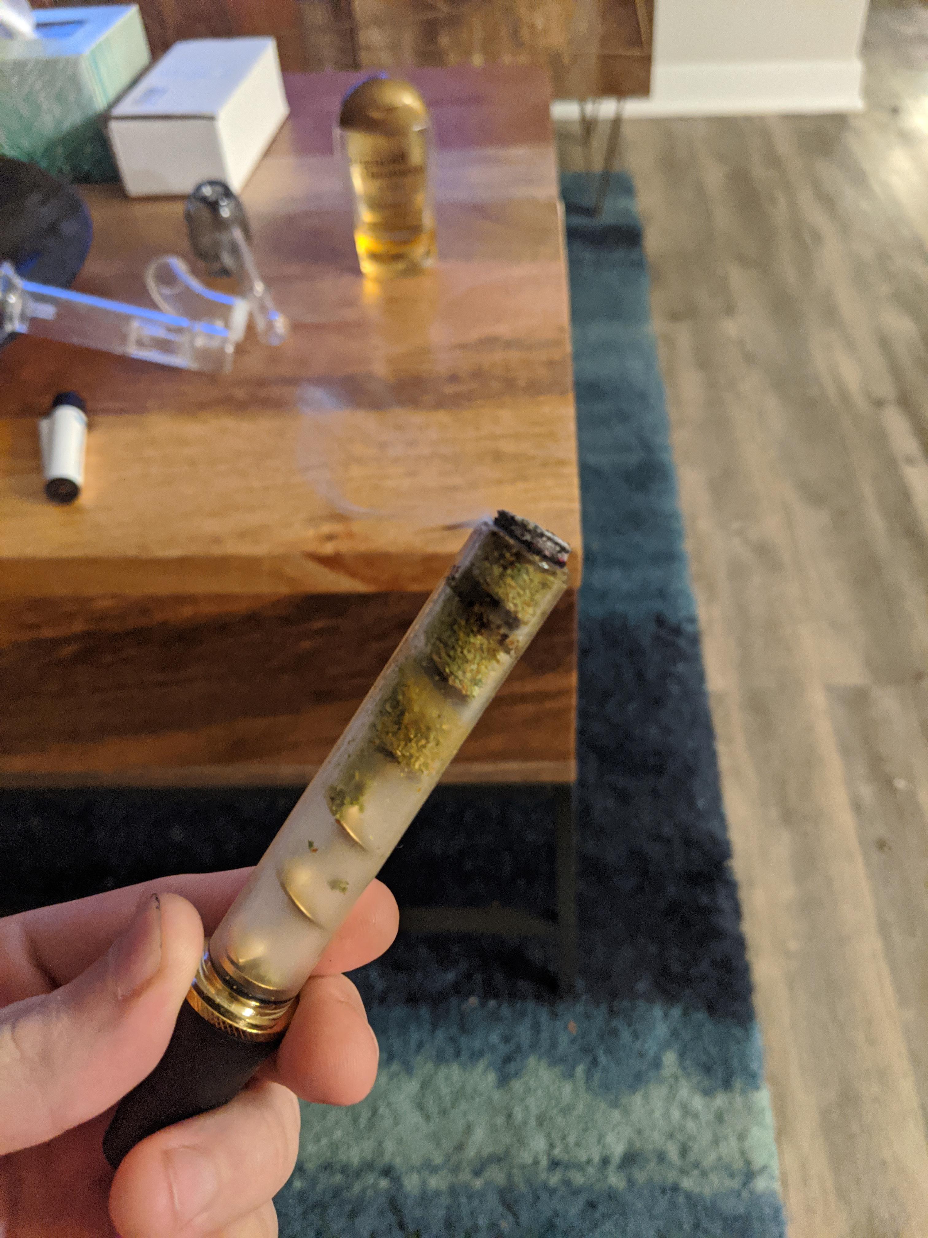 (High)ly these twisty style glass blunts. I was able to get a