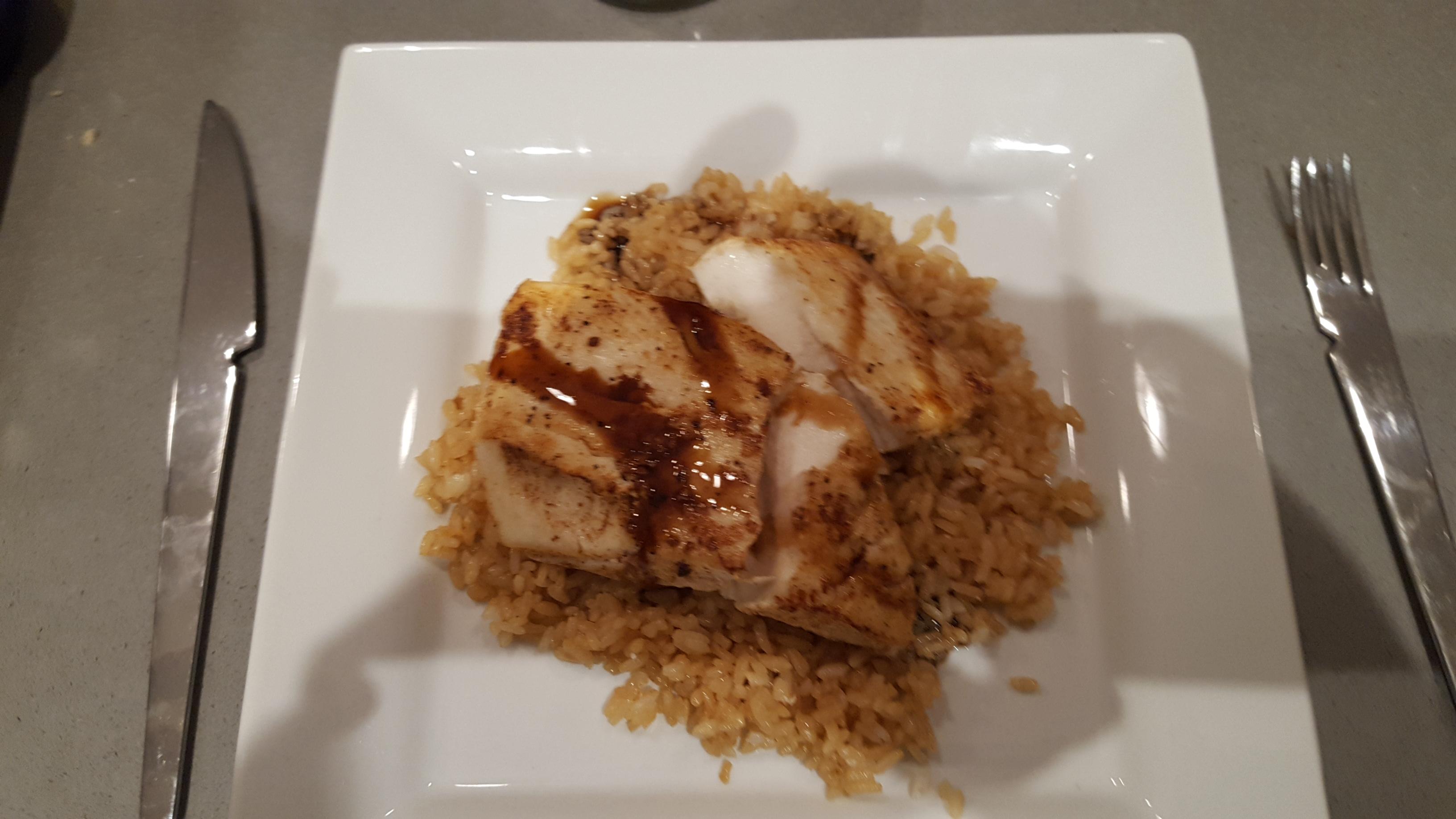 [Homemade] Brown butter seared halibut drizzled with balsamic reduction