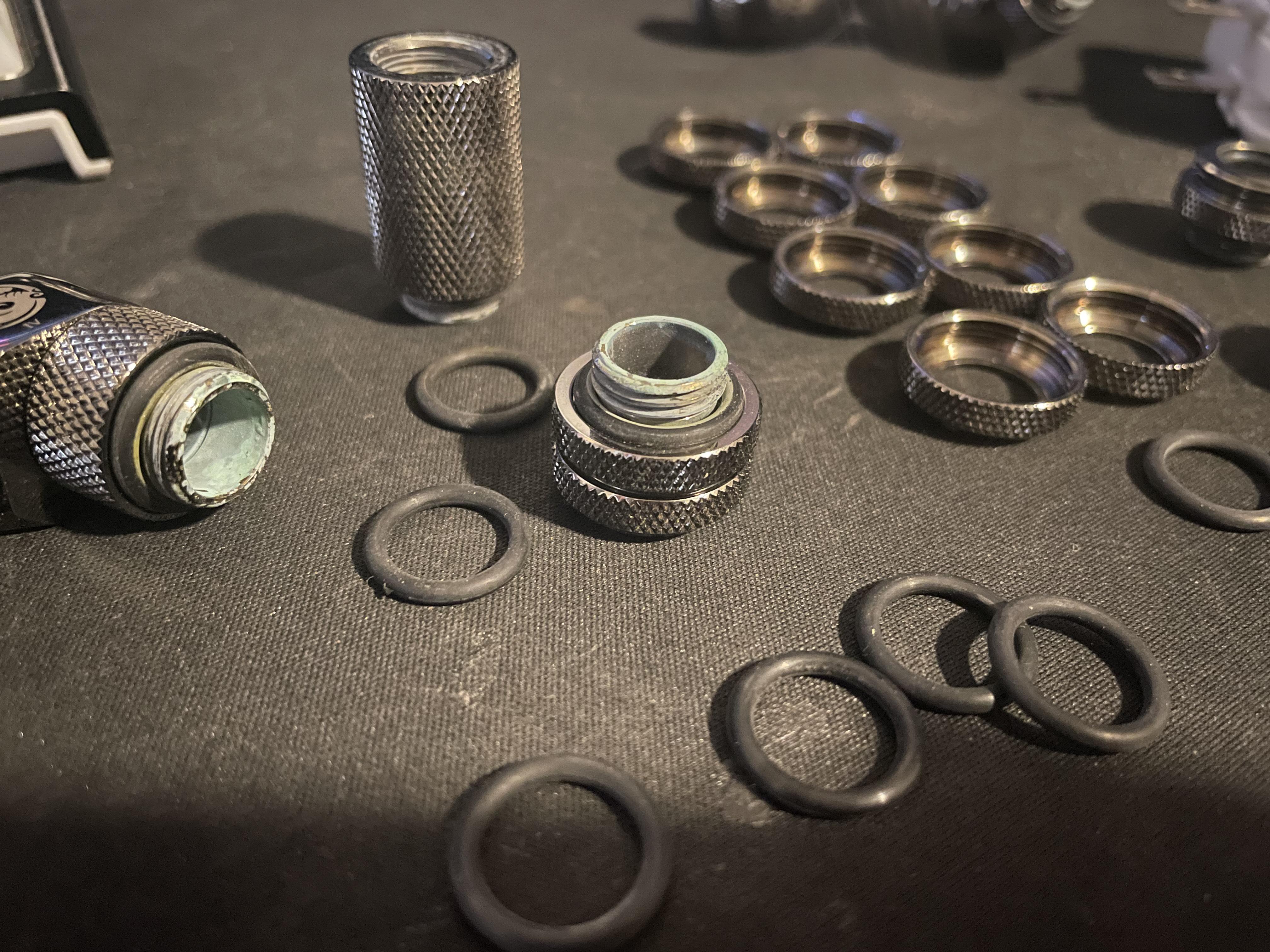 Finally decided to clean my fittings, but with what should I clean them