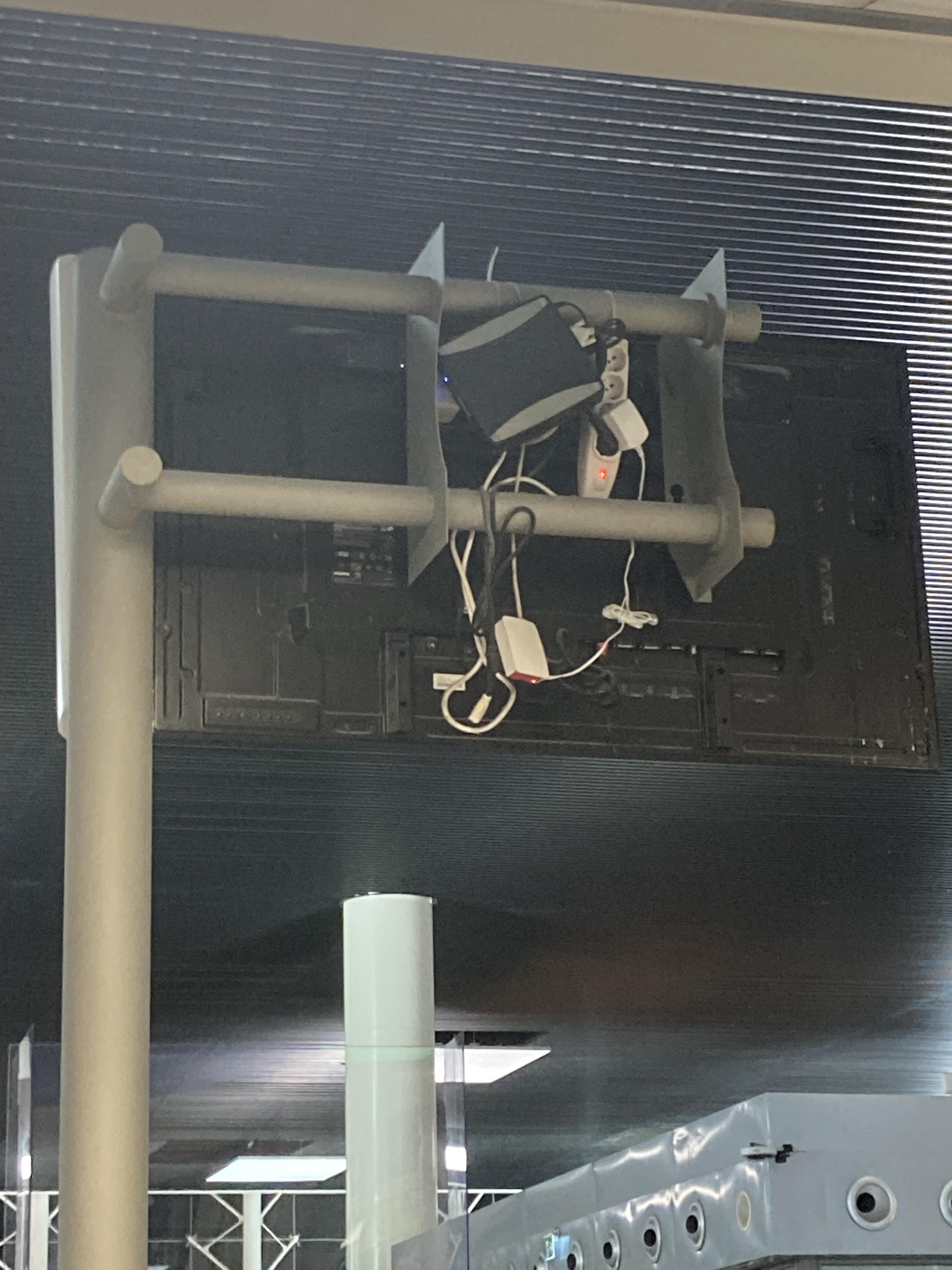 Pi put to good use at Italian airport. raspberry_pi