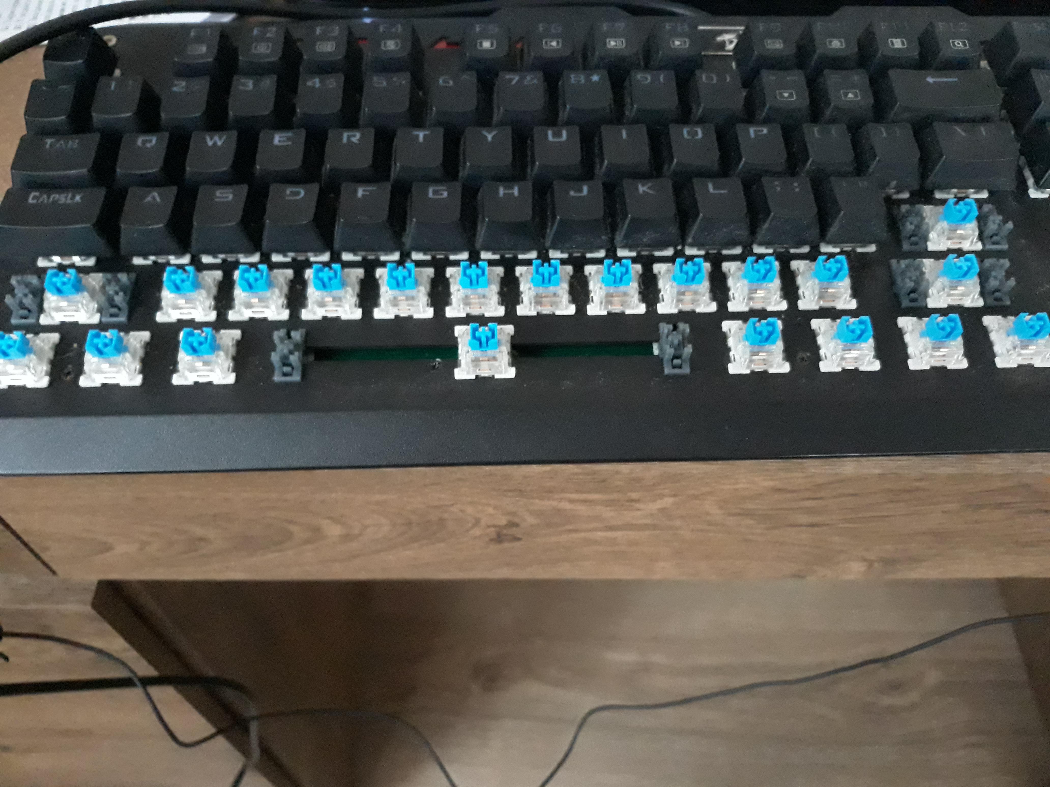 A whole row of my keyboard doesnt work r/MechanicalKeyboards