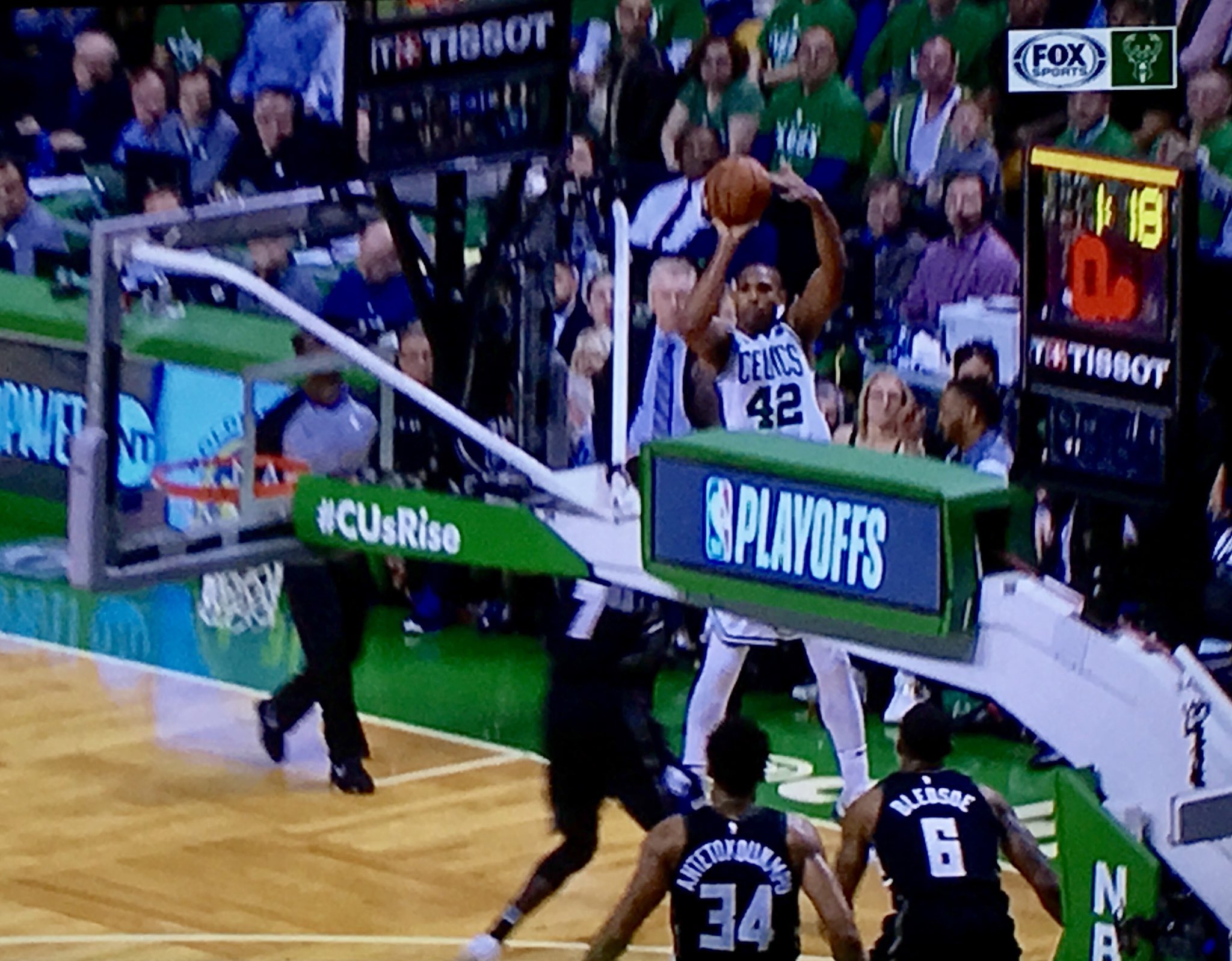 How do you miss a shot clock violation that's this obvious? And the ref