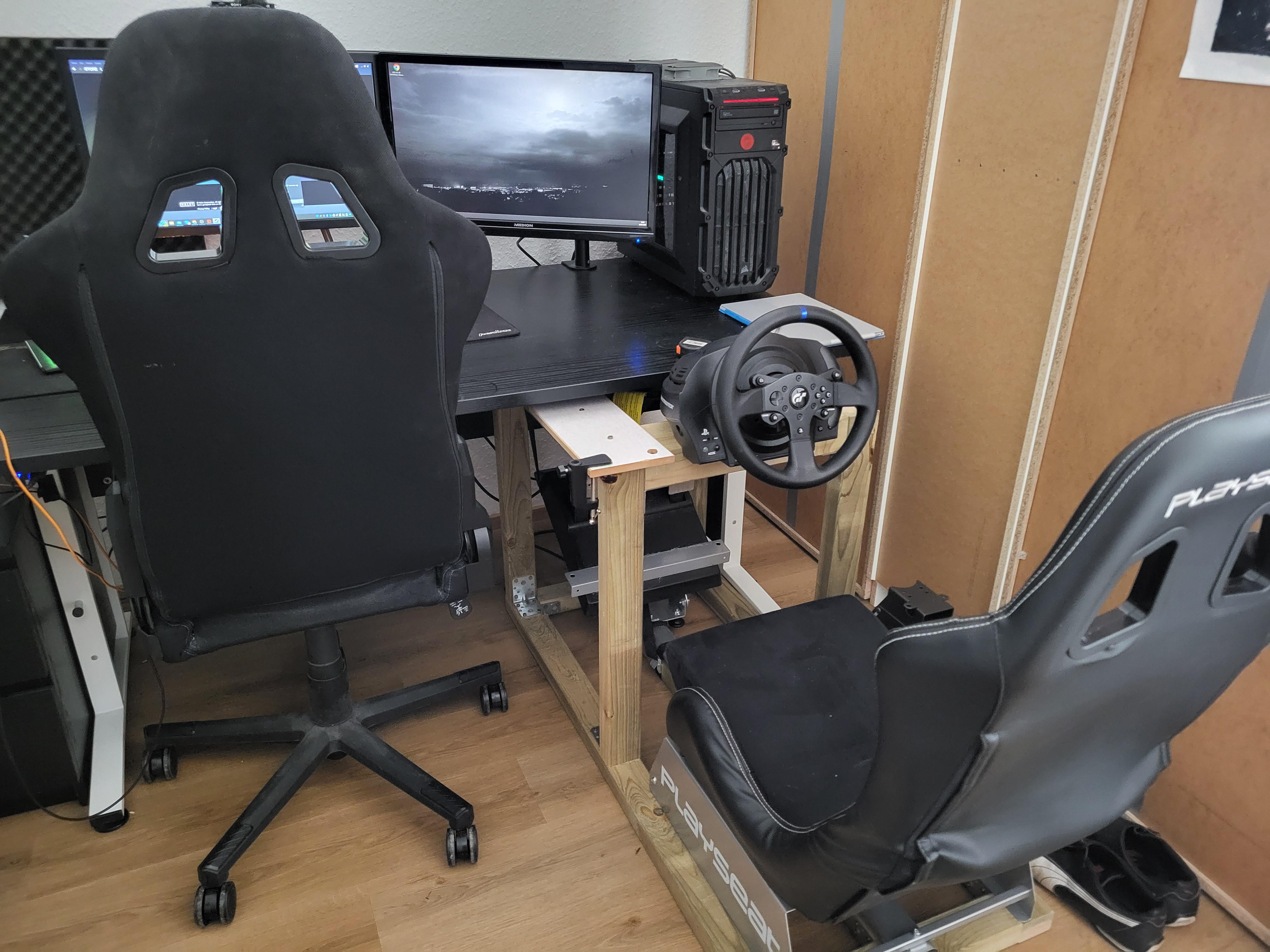 70€ DIY Wood rig + 100€ used Playseat simracing