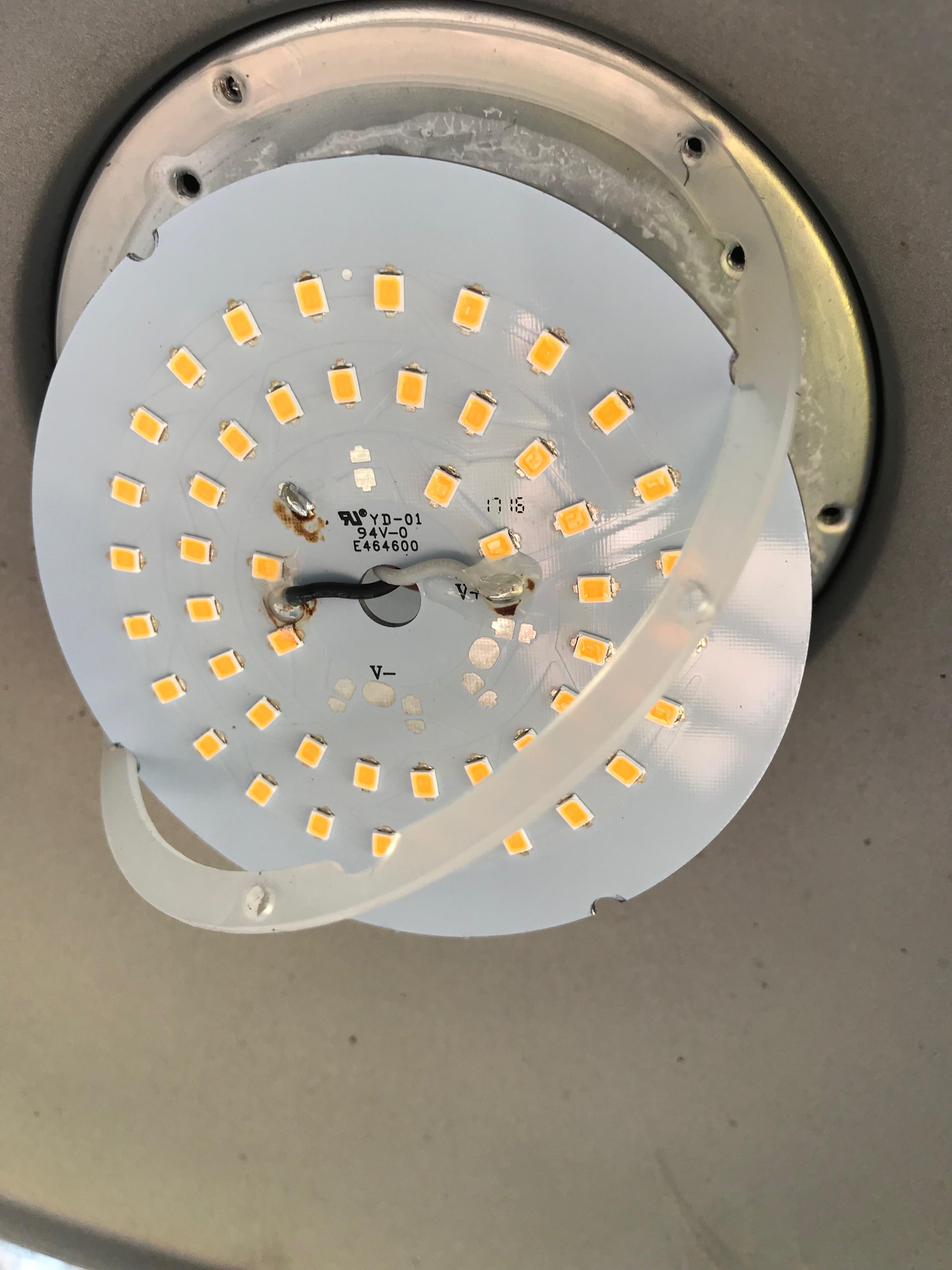 Identifying Light Bulb for Outdoor Garage Lamp Lighting