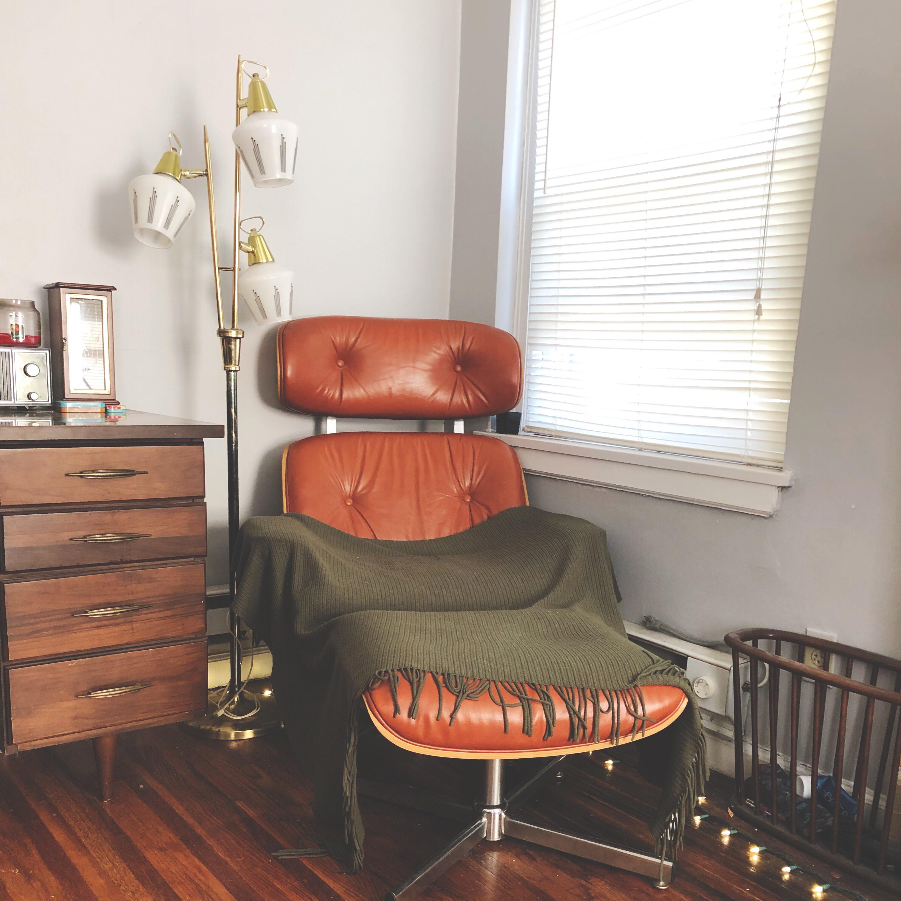 What’s a reading corner without a lamp? Found this beauty on Facebook