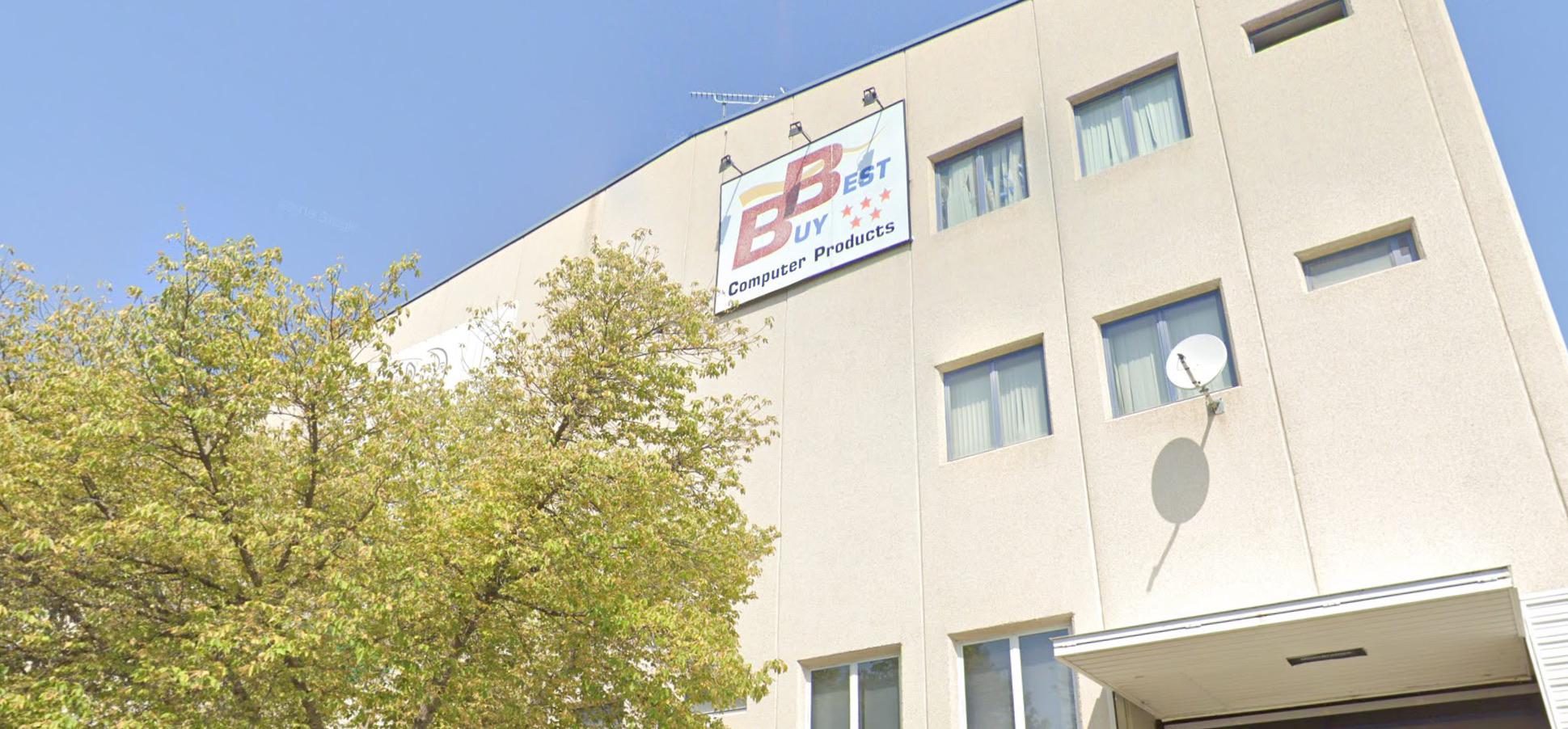 Fake Best Buy in Madrid r/crappyoffbrands