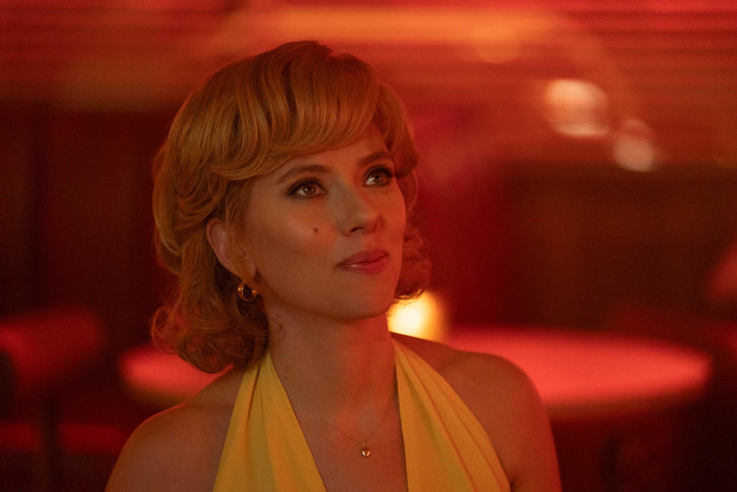 Scarlett Johansson : jerkofftoceleb