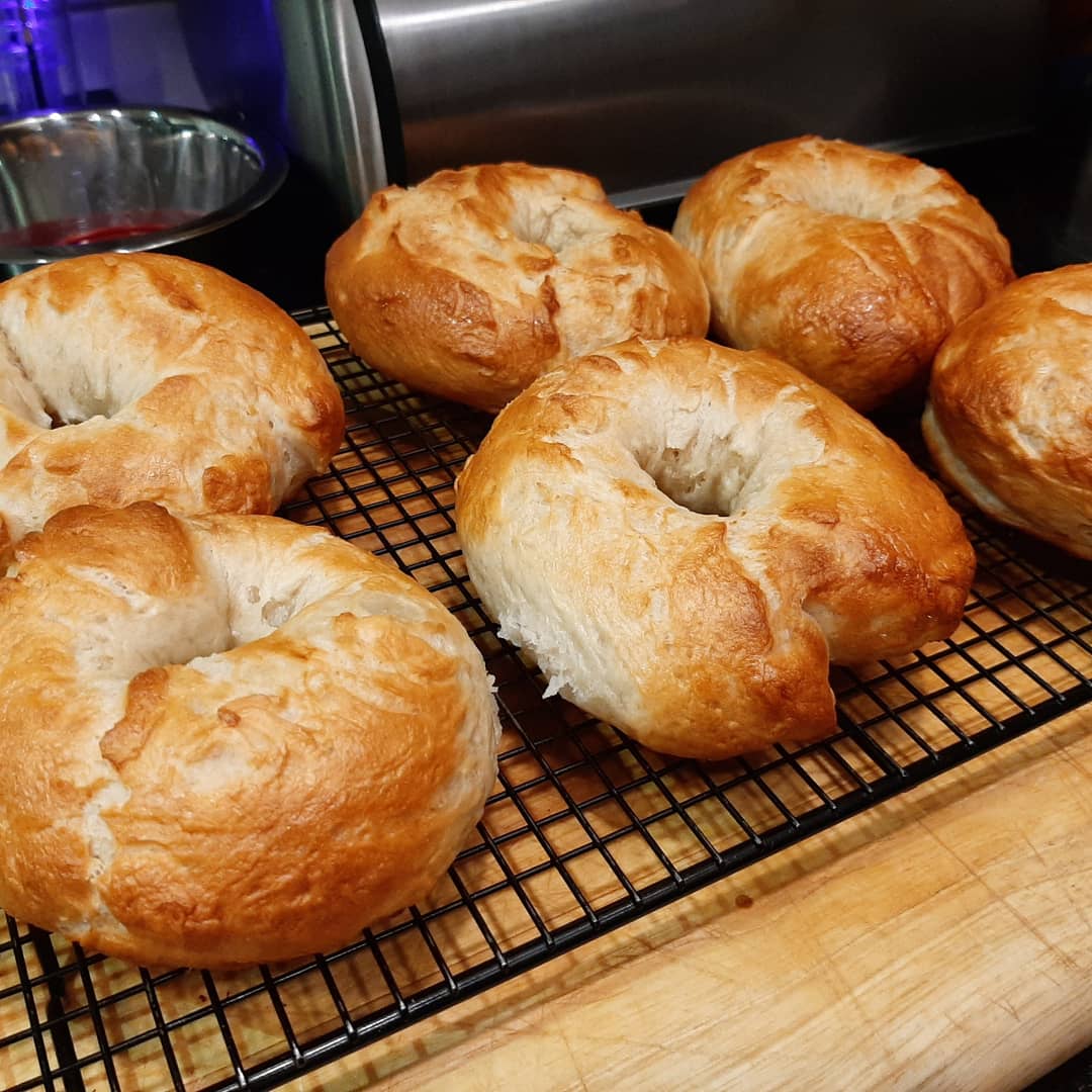 My first batch of bagels! r/Bagels