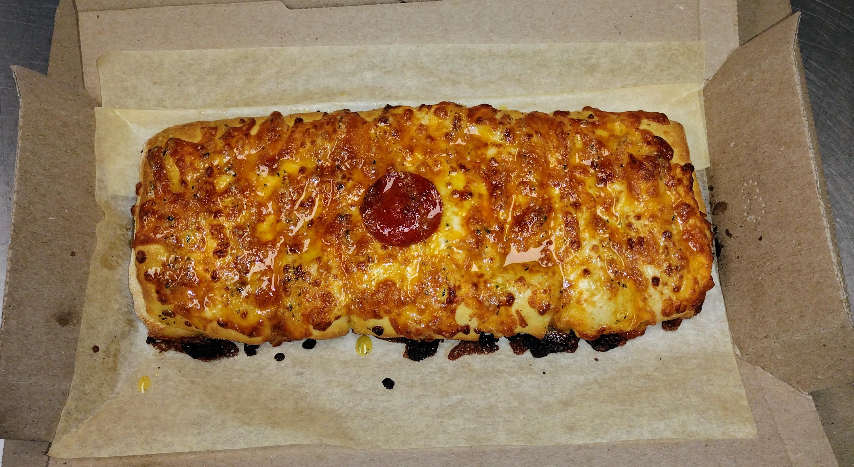 Dominos Stuffed Cheesy Bread