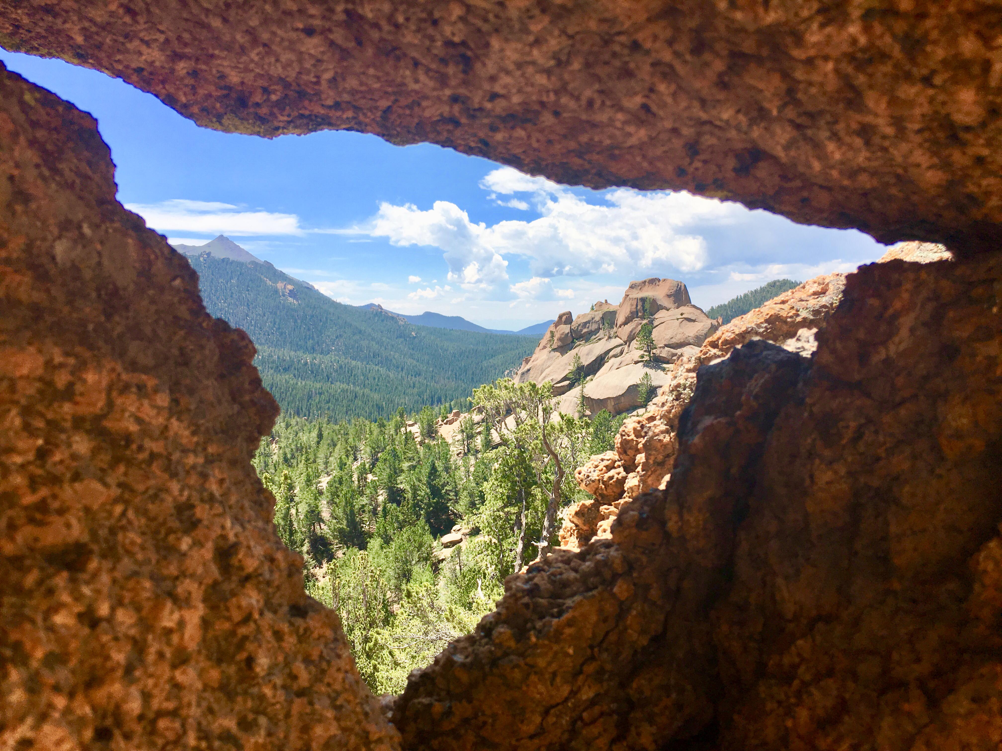 Crags and a valley near Pike's Peak, Colorado. [4032x3024] [OC] r