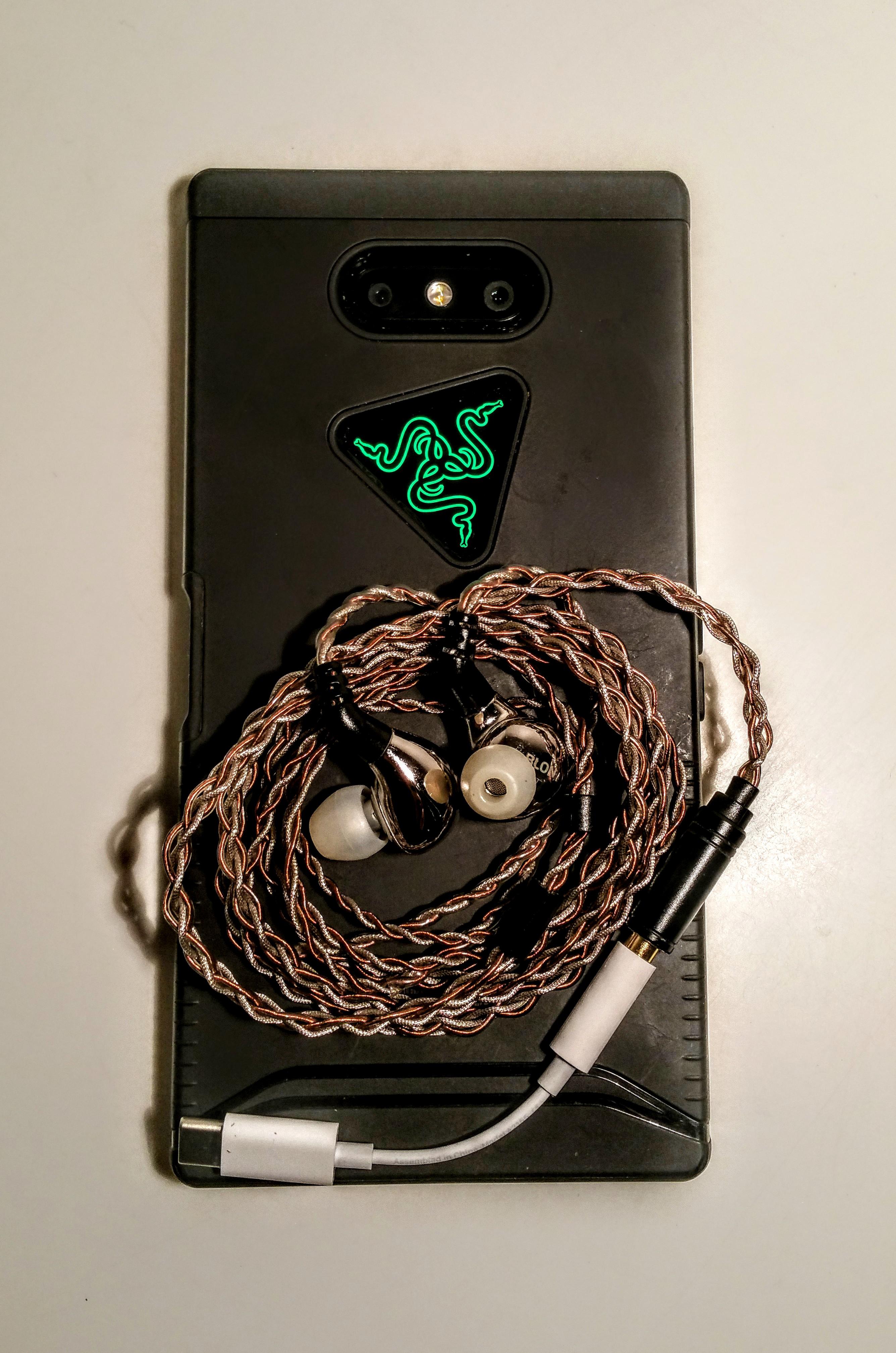 My budget portable setup. Razer Phone 2 > Apple dongle dac