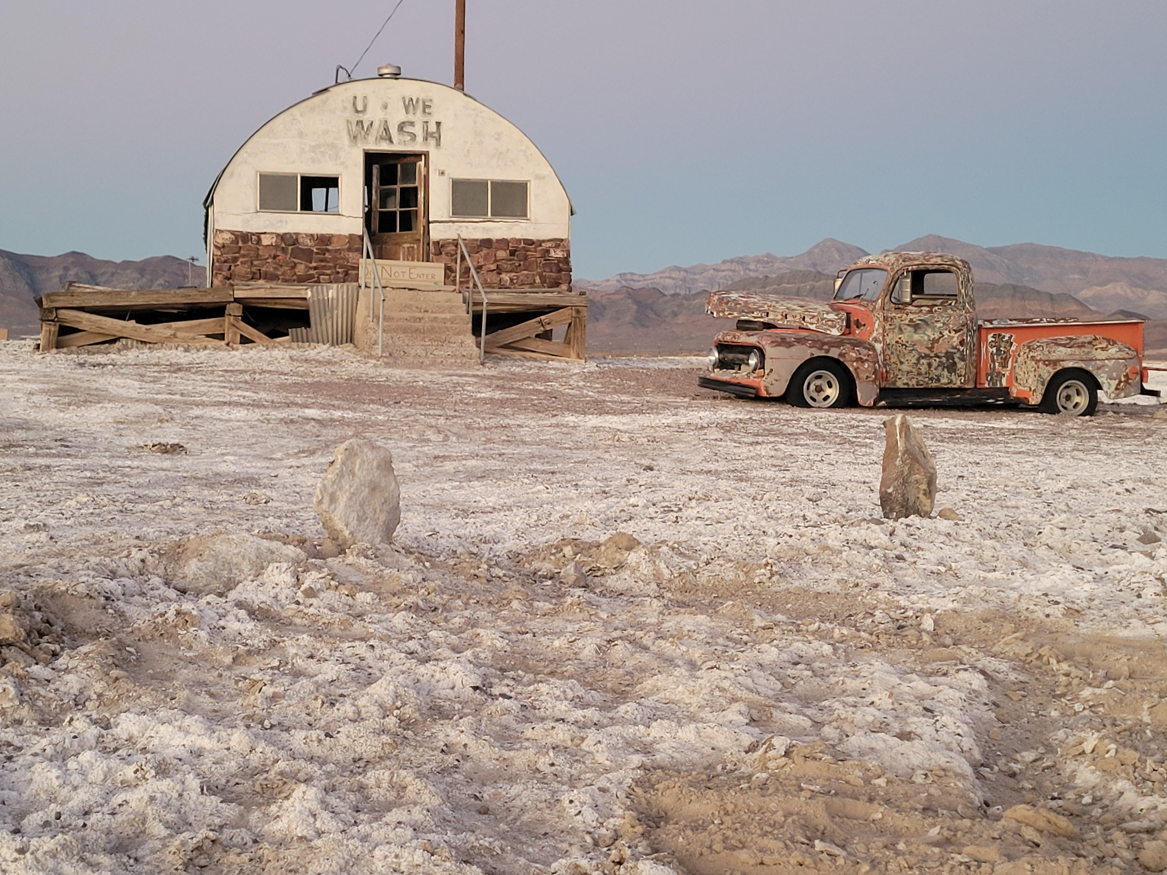 Tecopa Hot Springs, south of Death Valley [oc] r/RuralHell