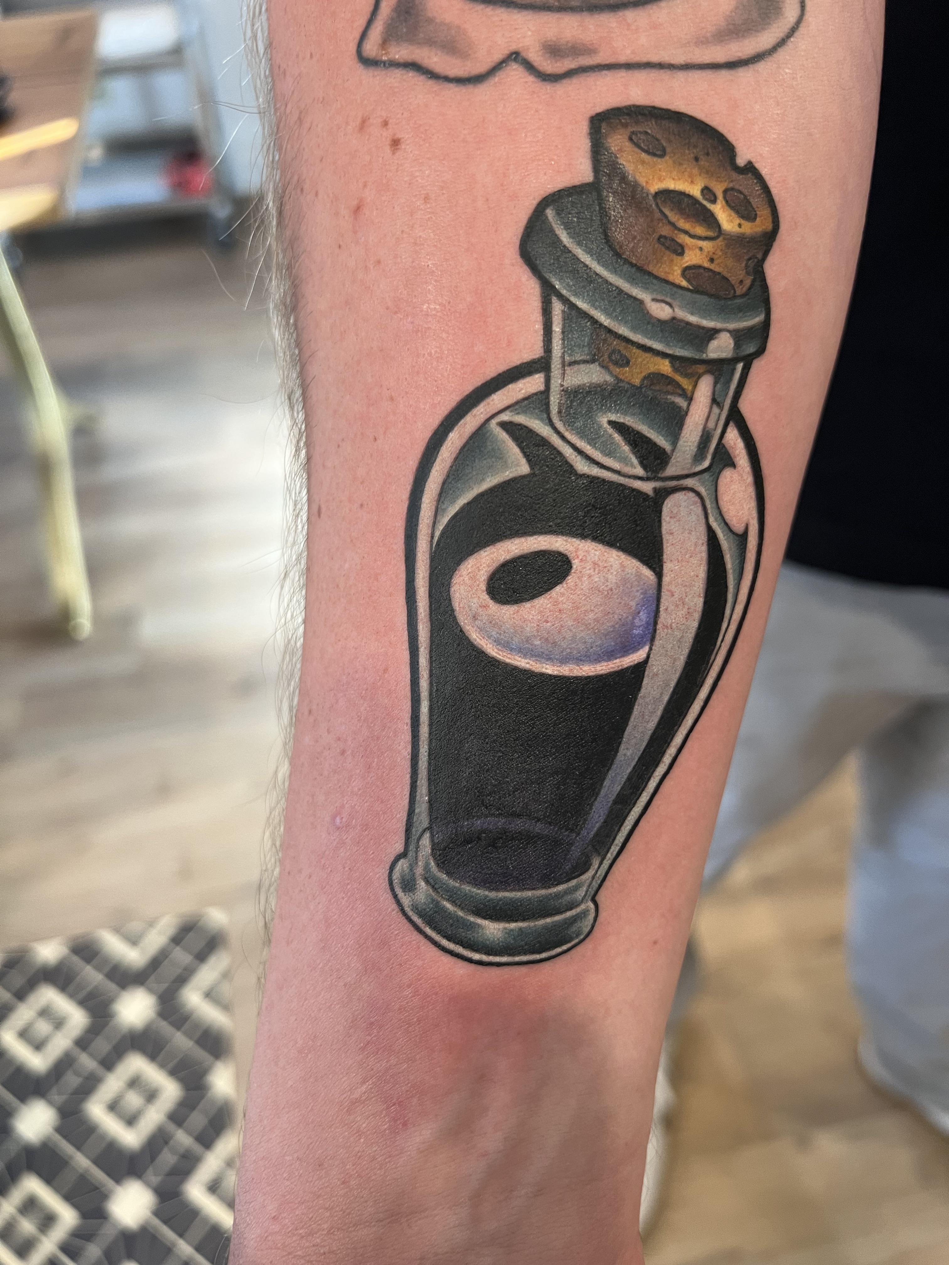 CONFIRMED Mike Bianco daylights as a tattoo artist in California