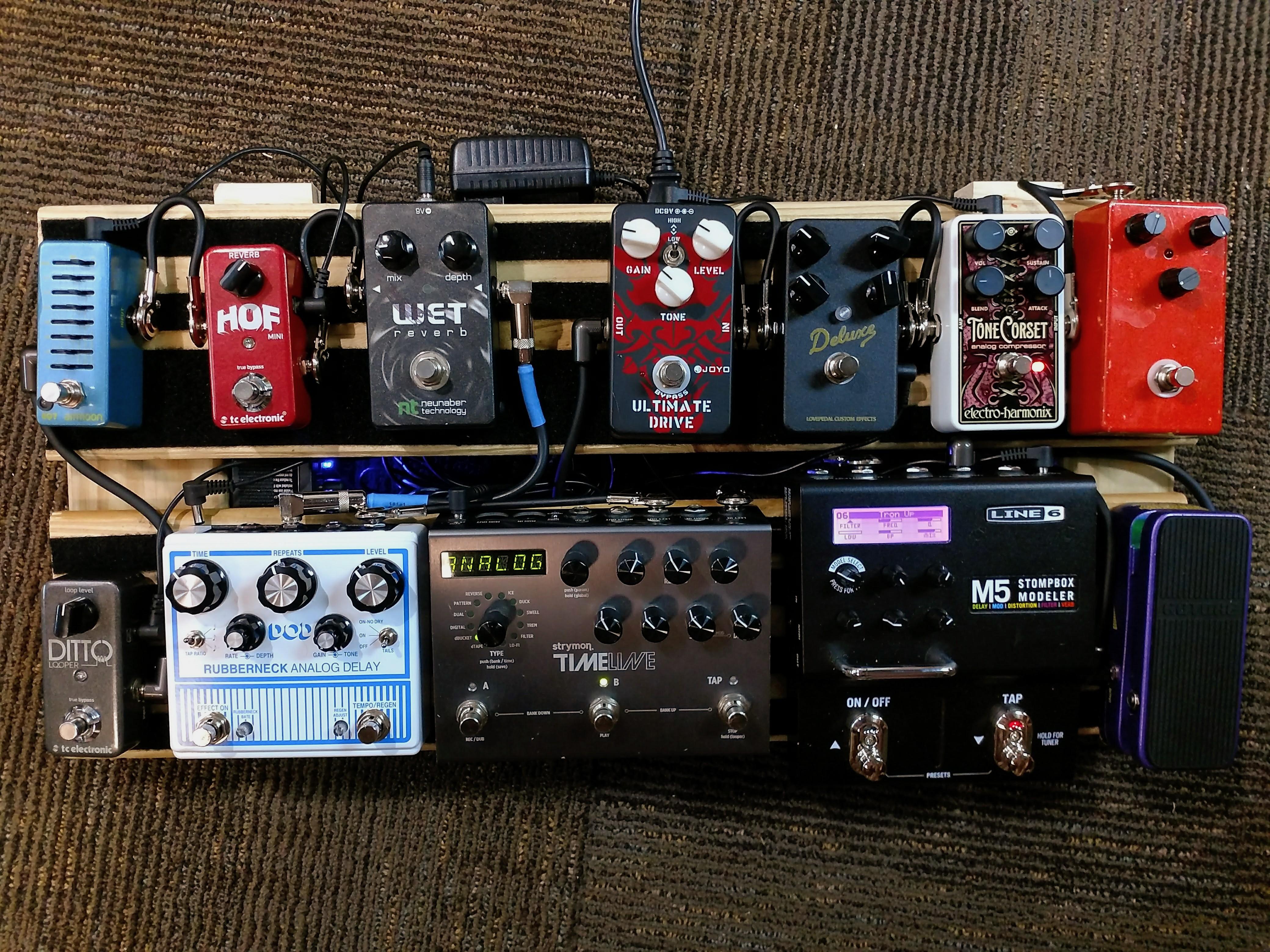 My largest pedalboard yet Details/Review/Demo included r/guitarpedals