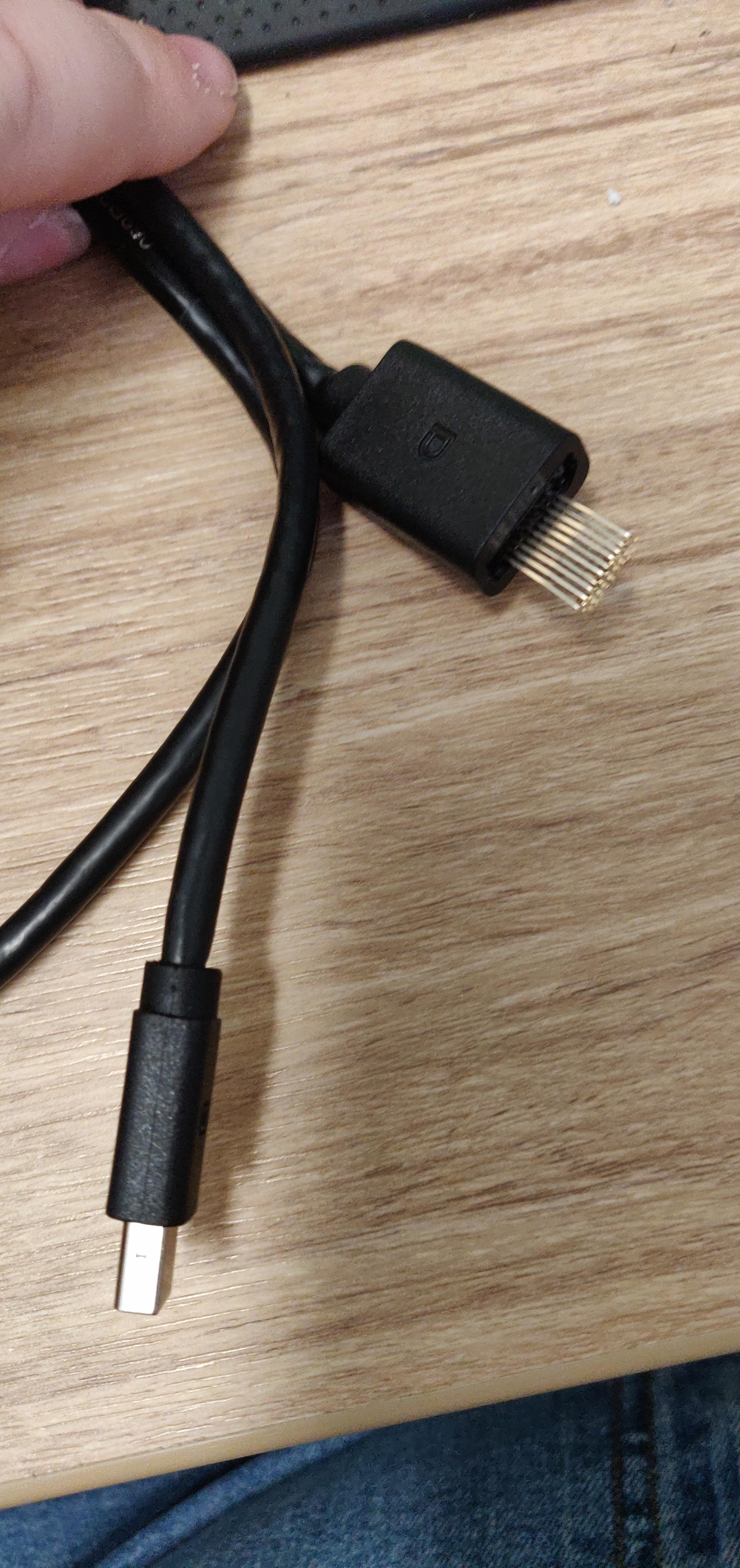I see your broken HDMI, and raise you a broken DP r/techsupportgore