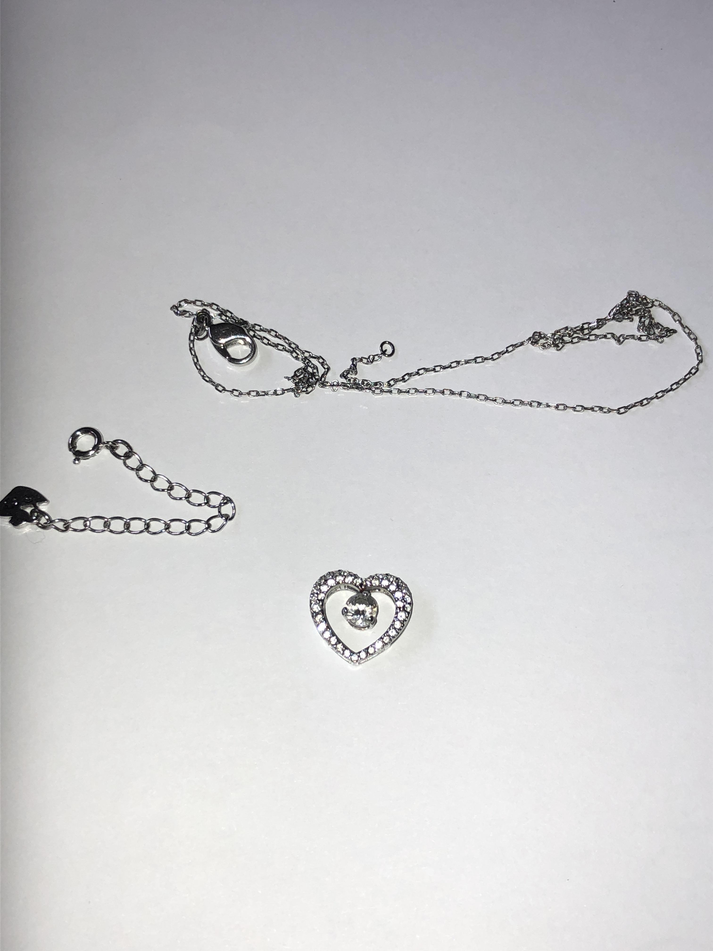 anybody know the name of this necklace or how to put it back together? r/swarovski