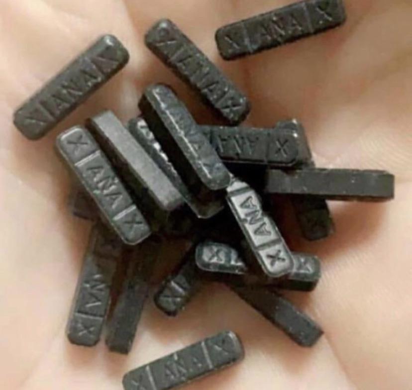 When the plug reups on Pharma 🚫🧢 r/drugscirclejerk