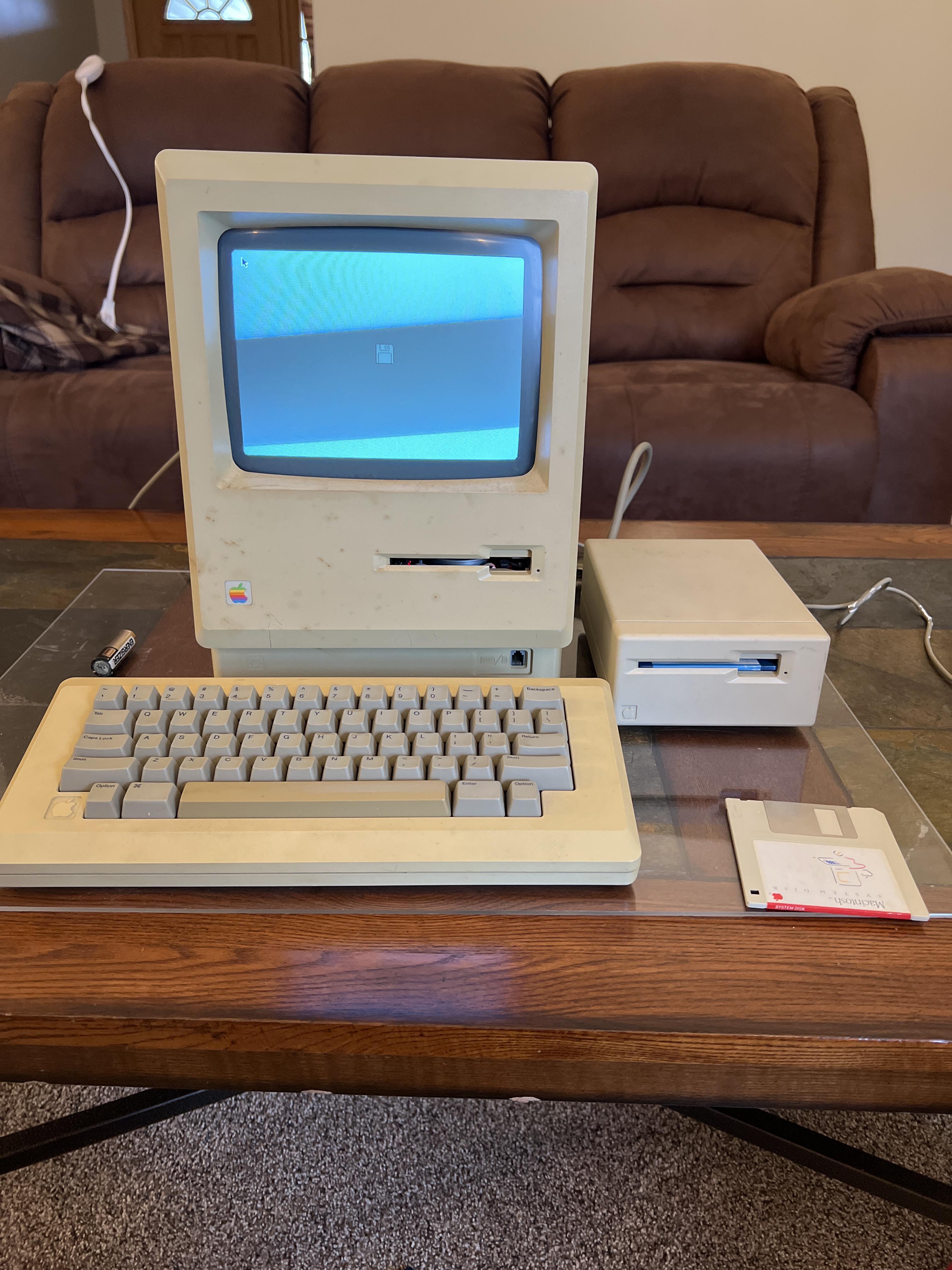 Given this old mac is it worth anything? r/mac