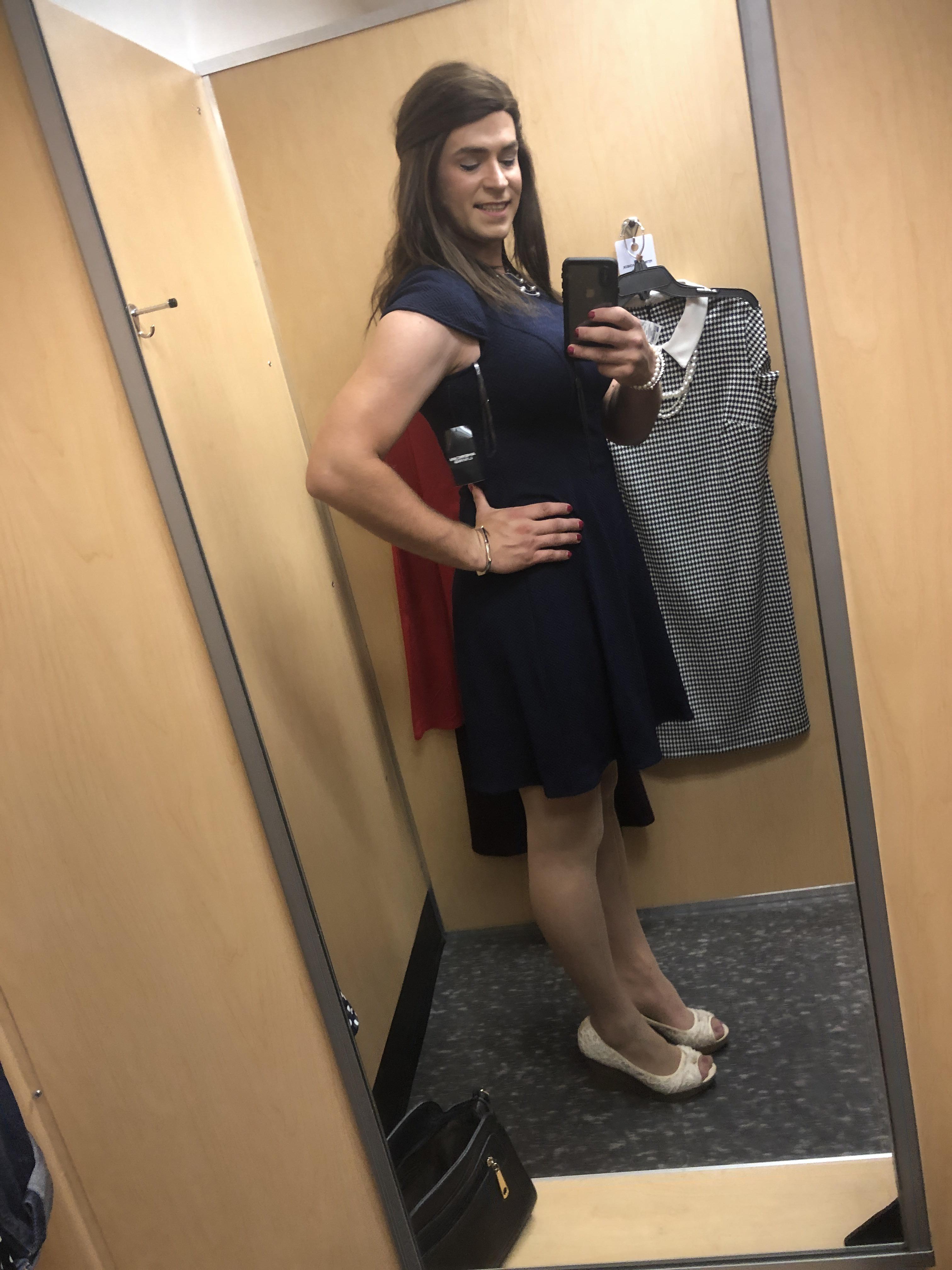 Ross dressing room r/crossdressing
