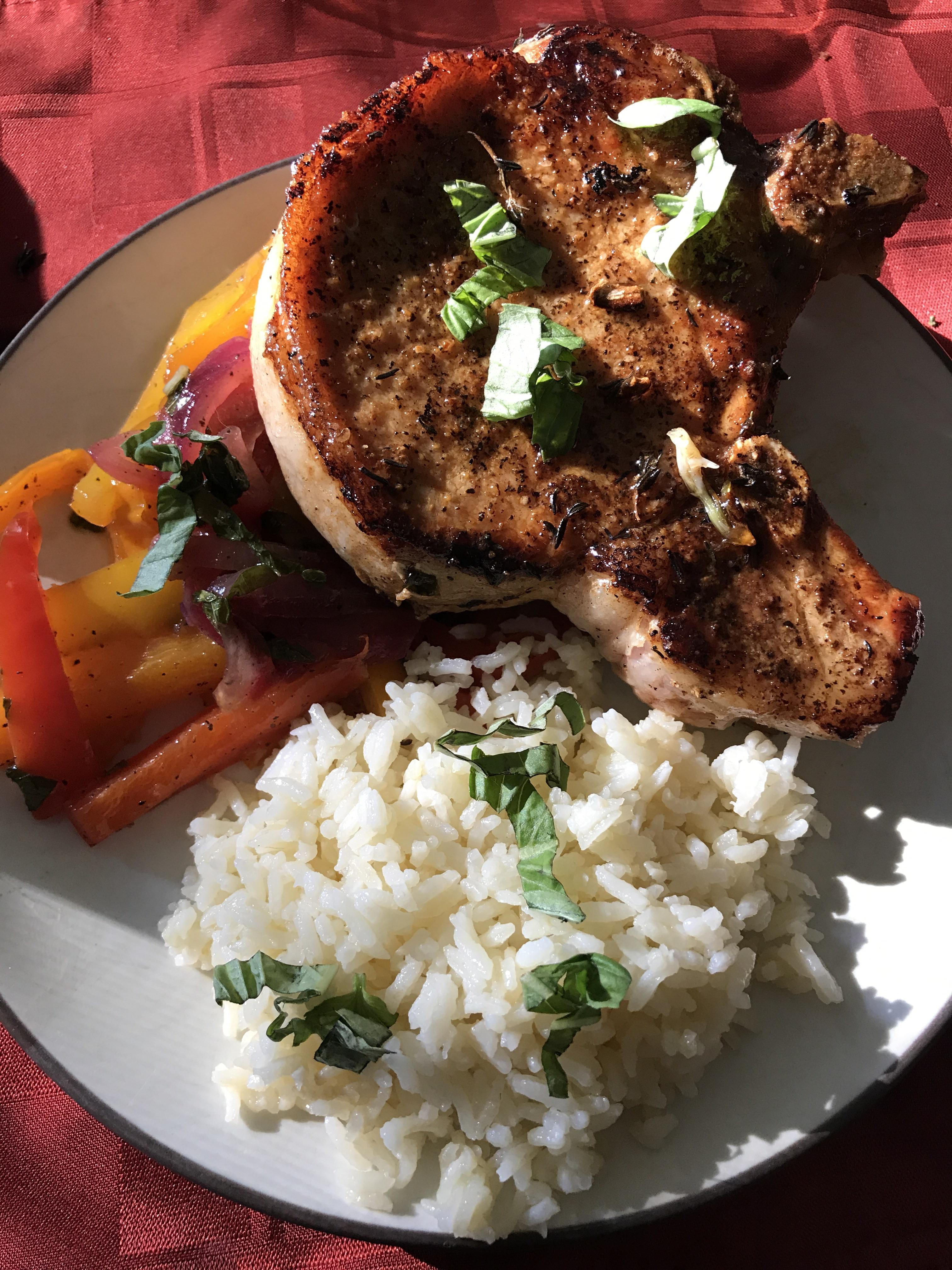 Gordon Ramsay's panfried pork chops with sweetandsour peppers. [Homemade] r/food