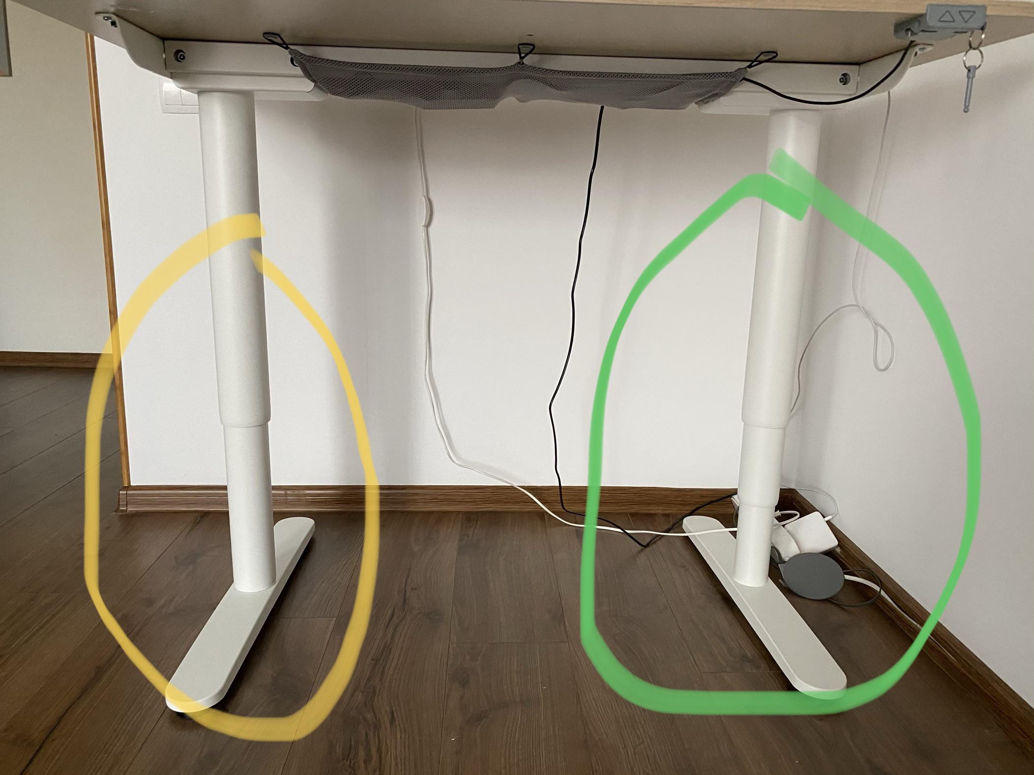 Issues with BEKANT leg section which does not move in telescopic way like another one. Anyone