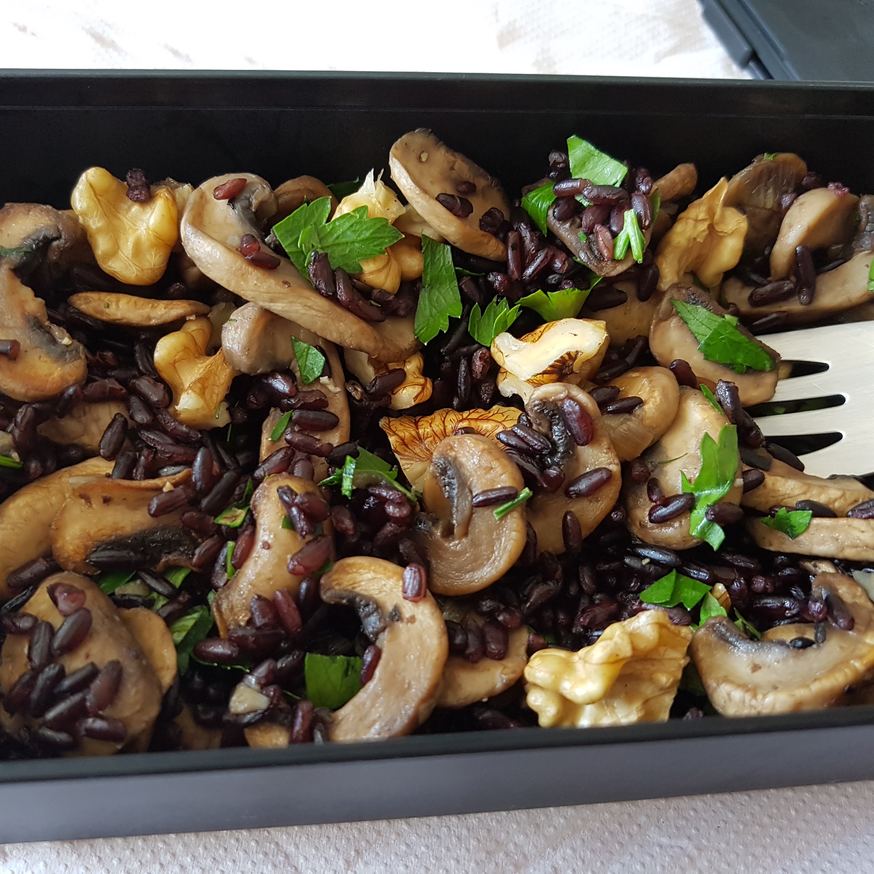 [Homemade] black rice with mushrooms r/food