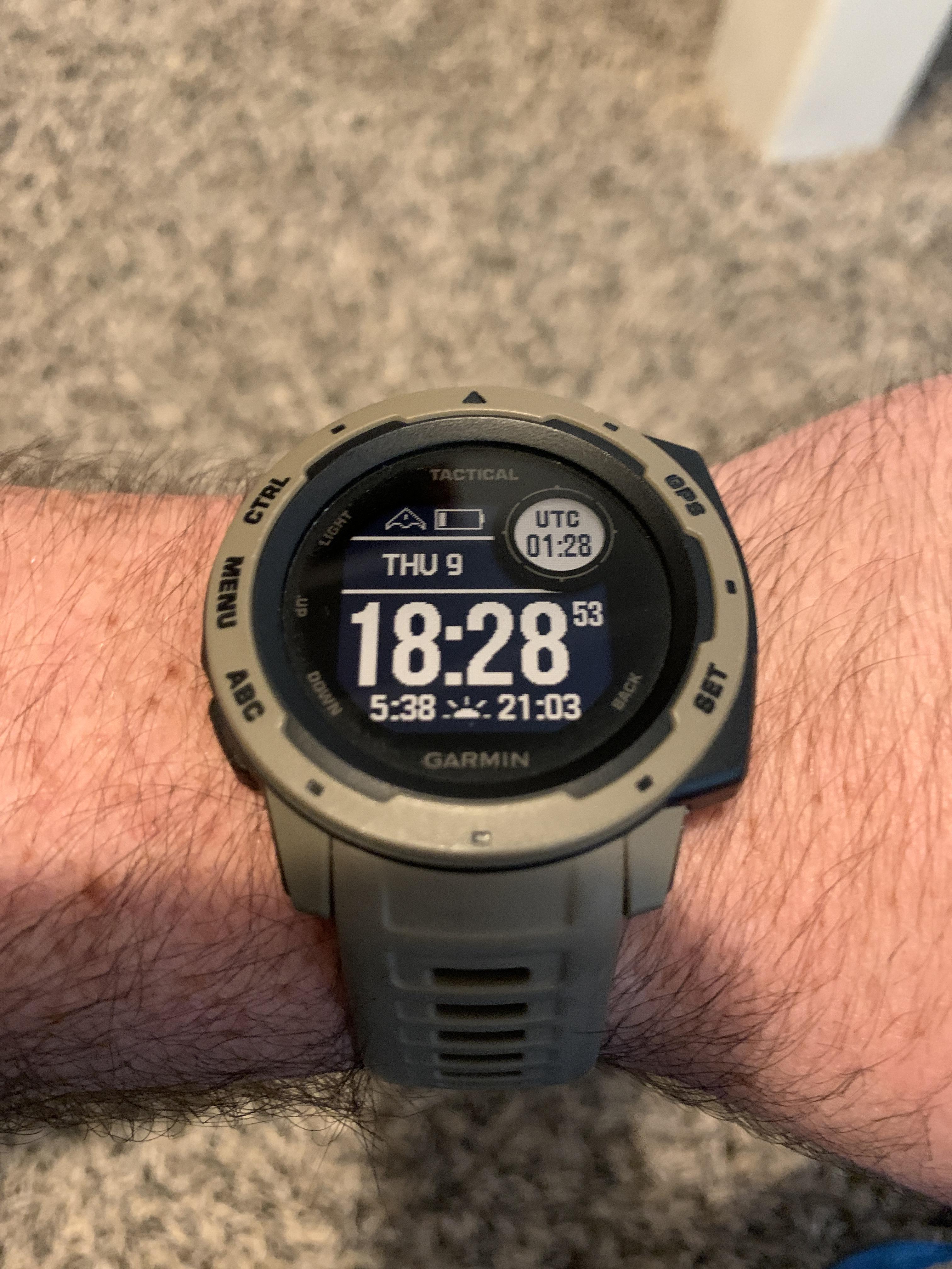 Garmin instinct tactical sapjesr