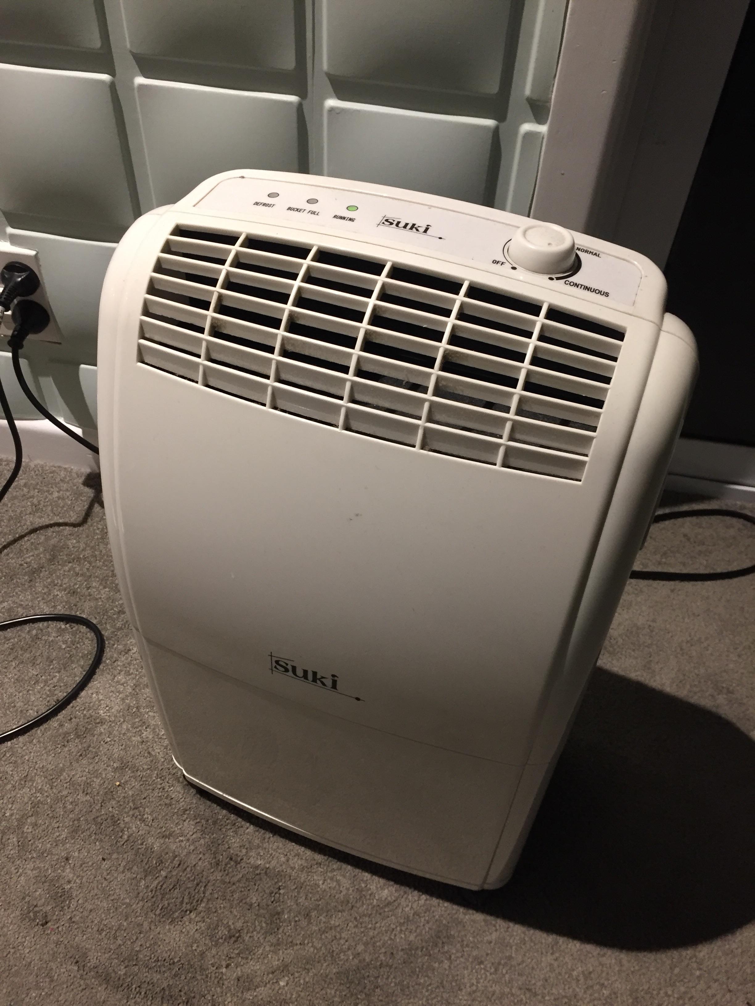 Death of my Dehumidifier I think? Works for maybe 5 mins but no water